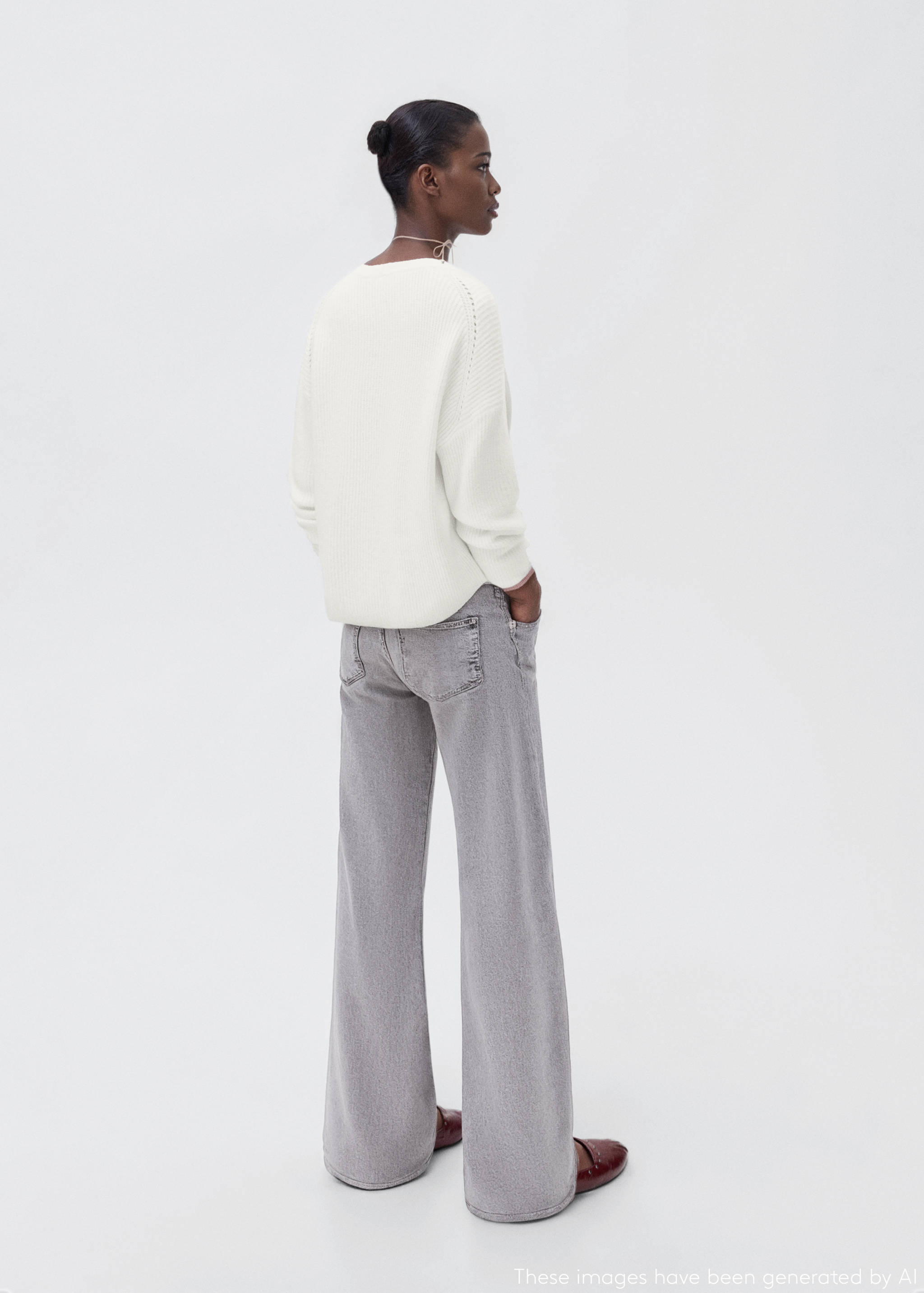 Вязаный джемпер с длинными рукавами - Обратная сторона изделия