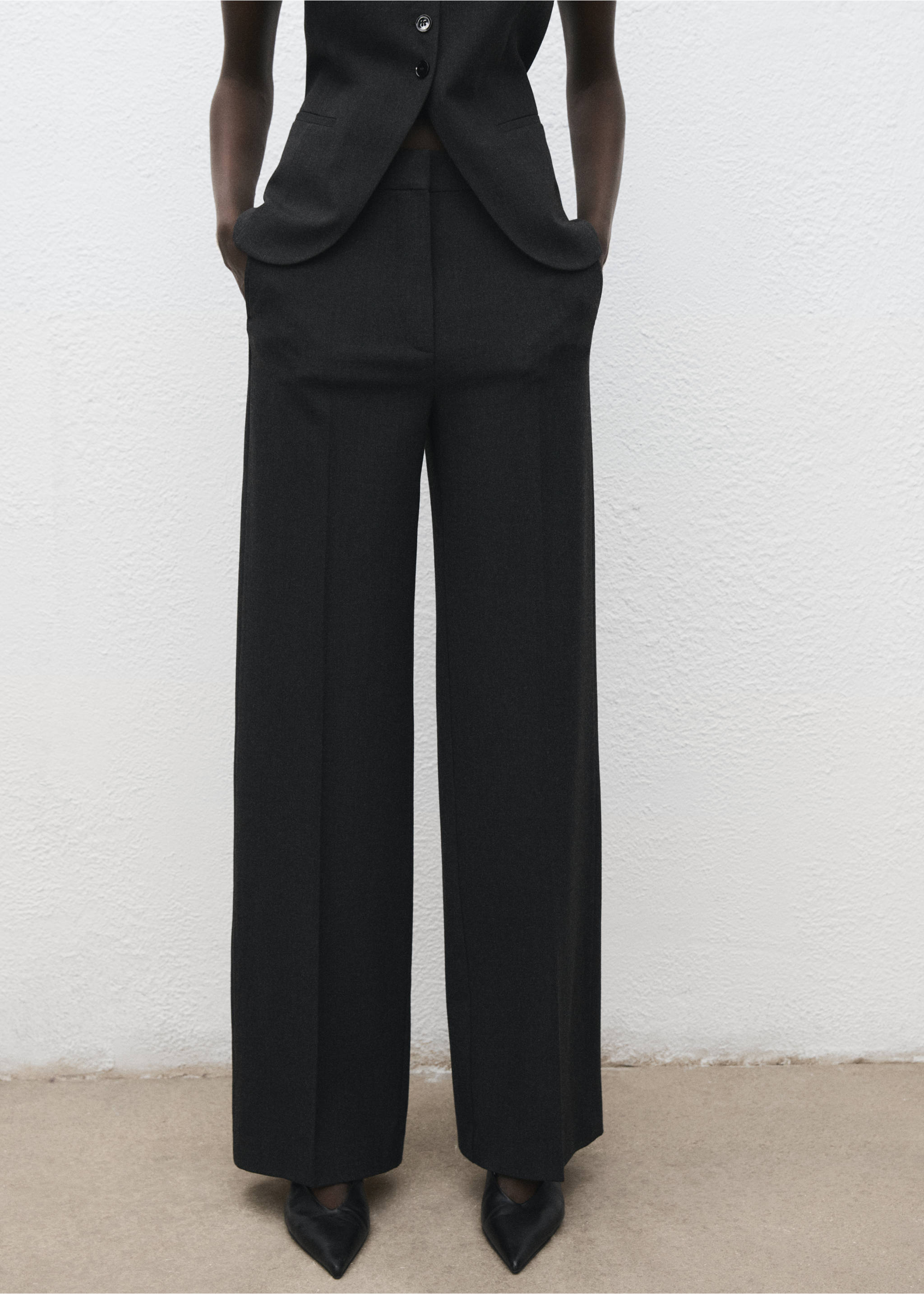 Pleated suit trousers - Medium plane, Grey. Ref: 17007141-00.