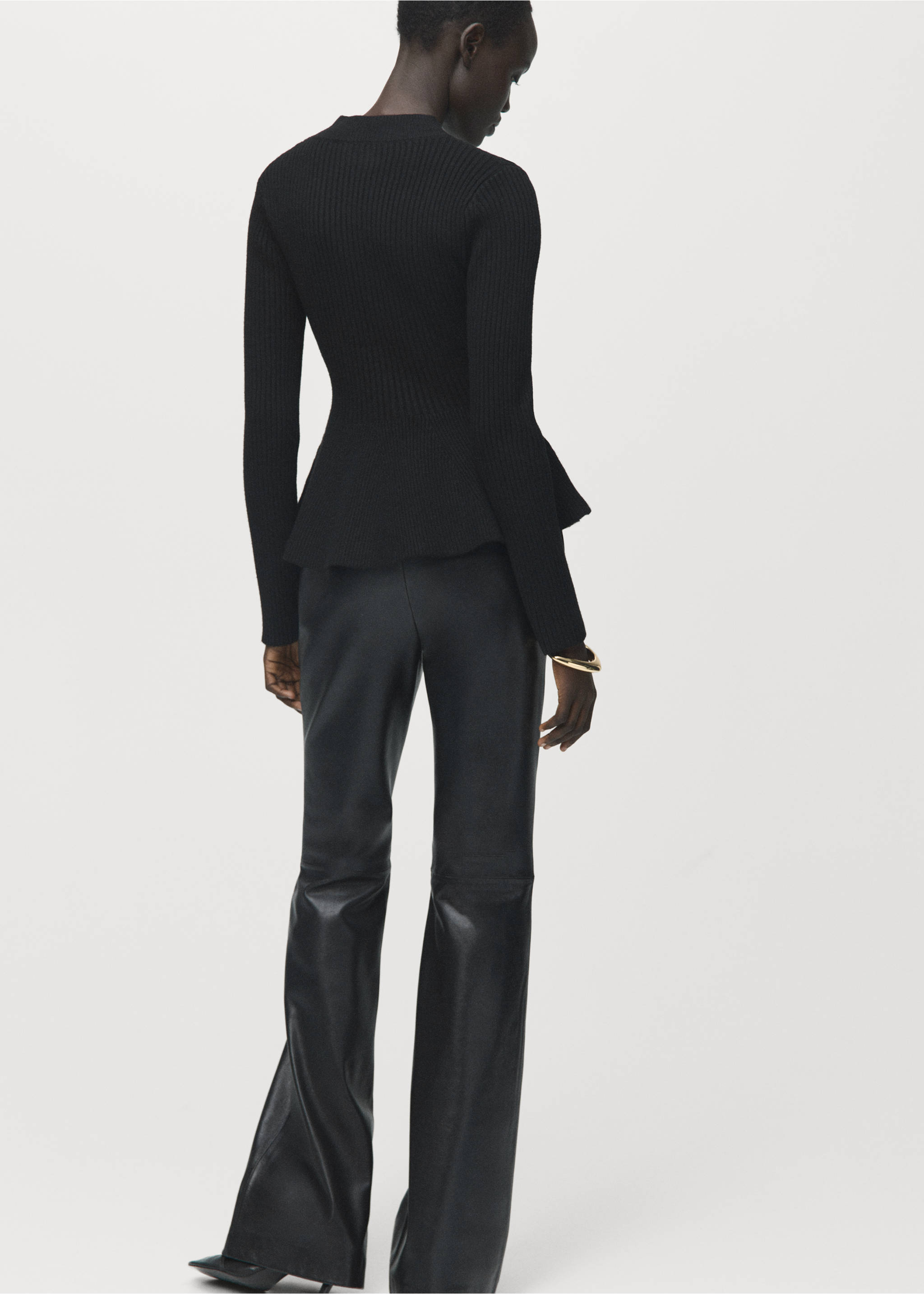 Ribbed peplum sweater - Reverse of the article, Black. Ref: 17007783-00.