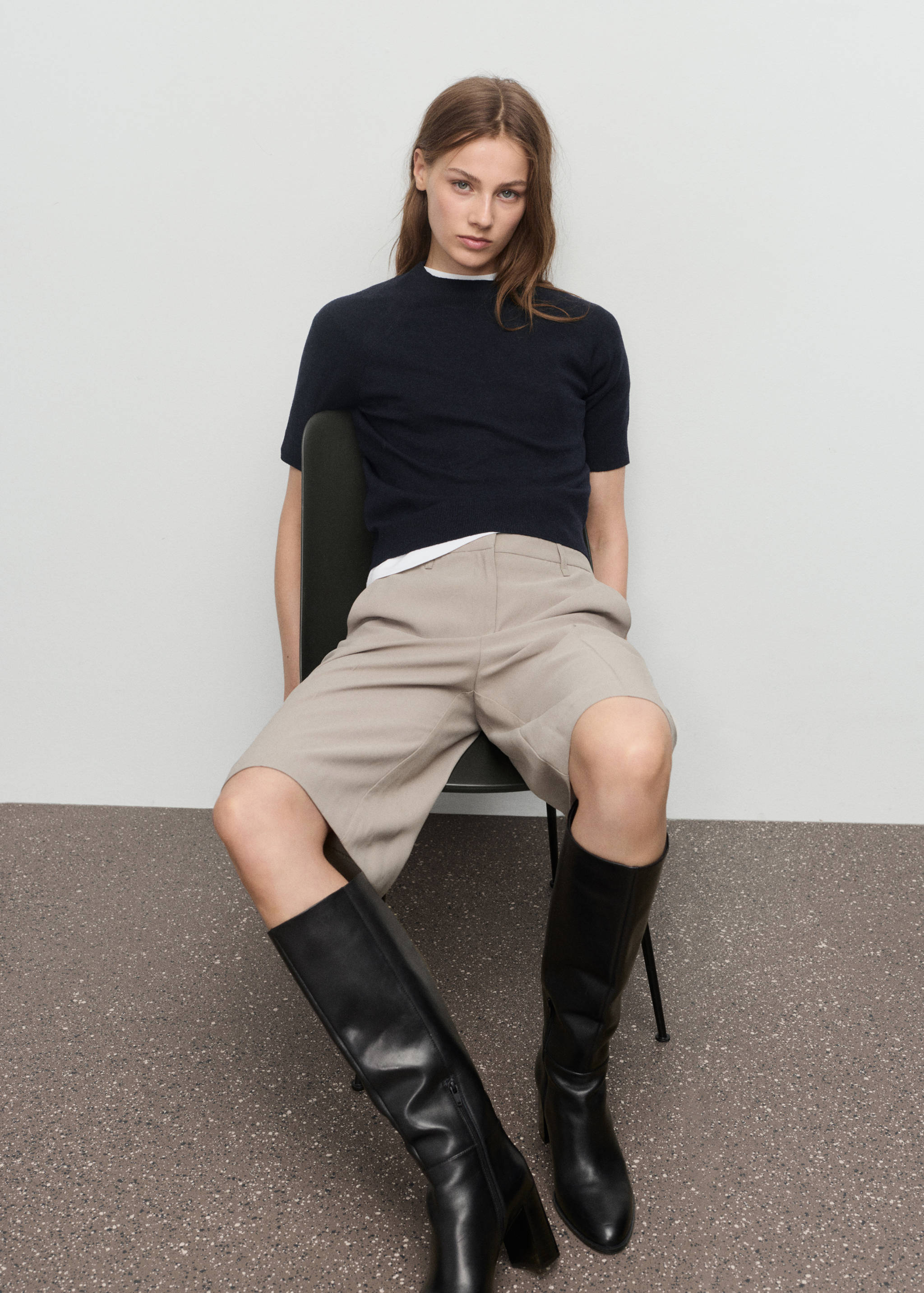 Short-sleeved wool-blend sweater - Details of the article 2