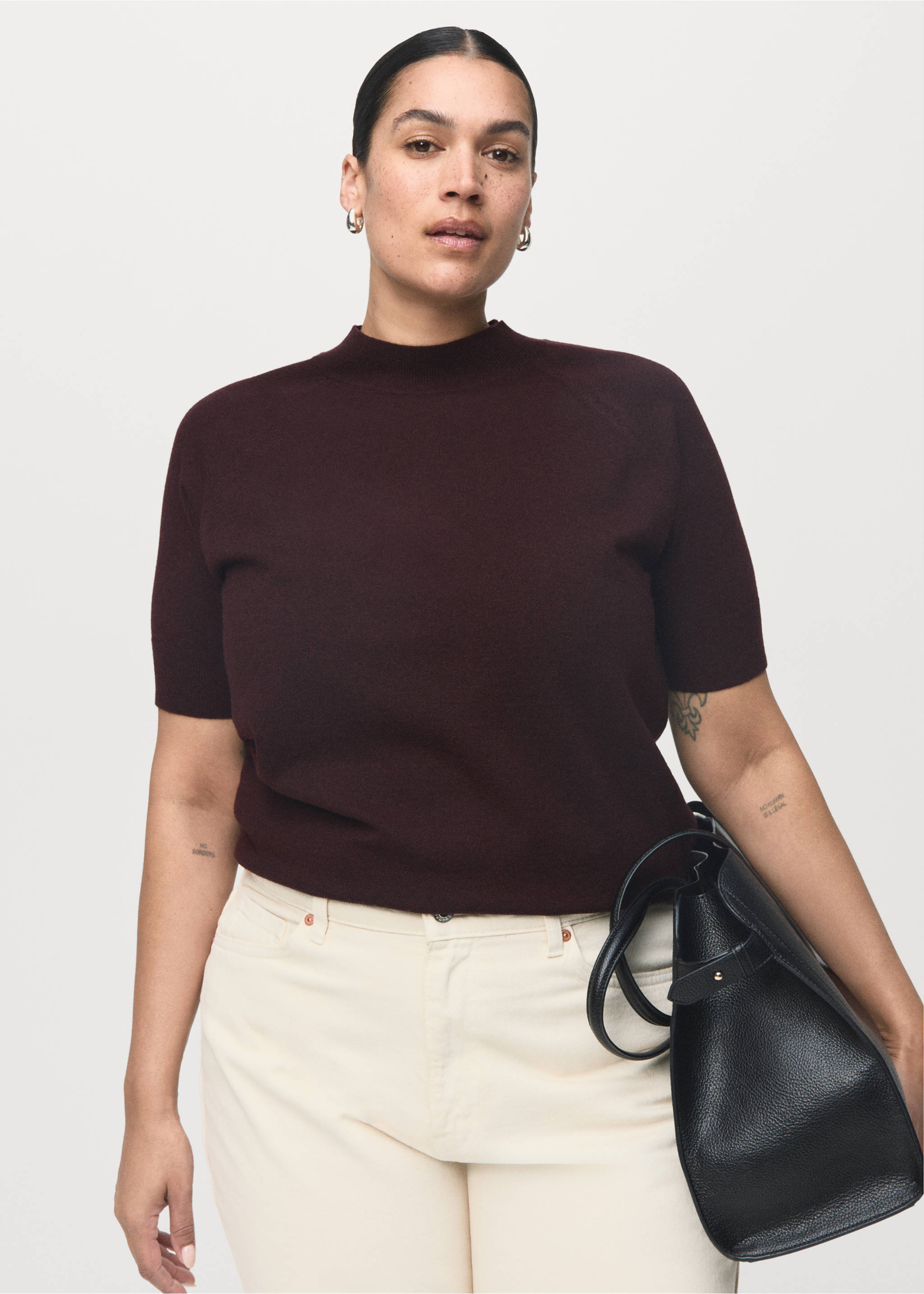 Short-sleeved wool-blend sweater - Details of the article 5, Wine. Ref: 17007784-00.