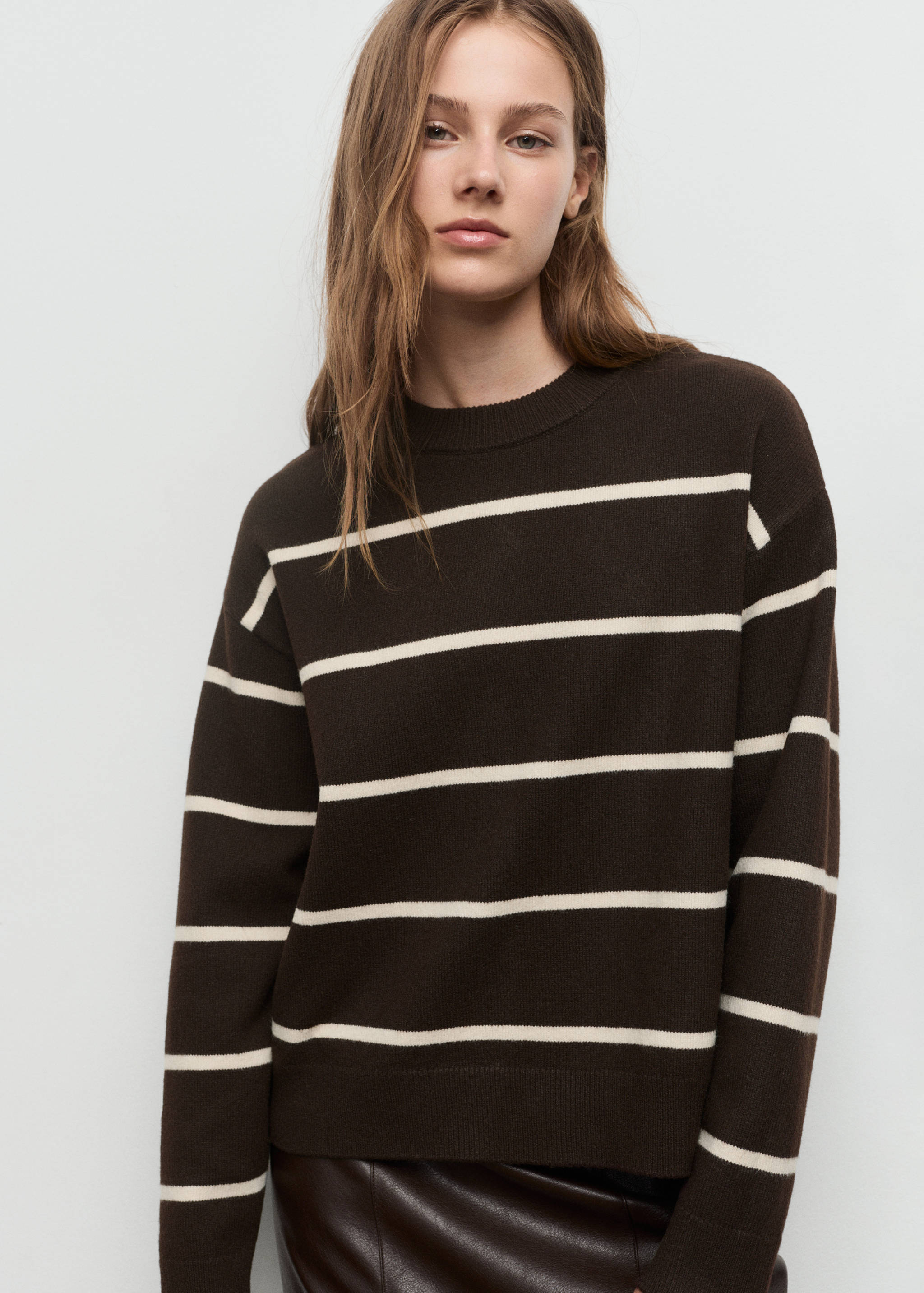 Knit striped sweater - Medium plane