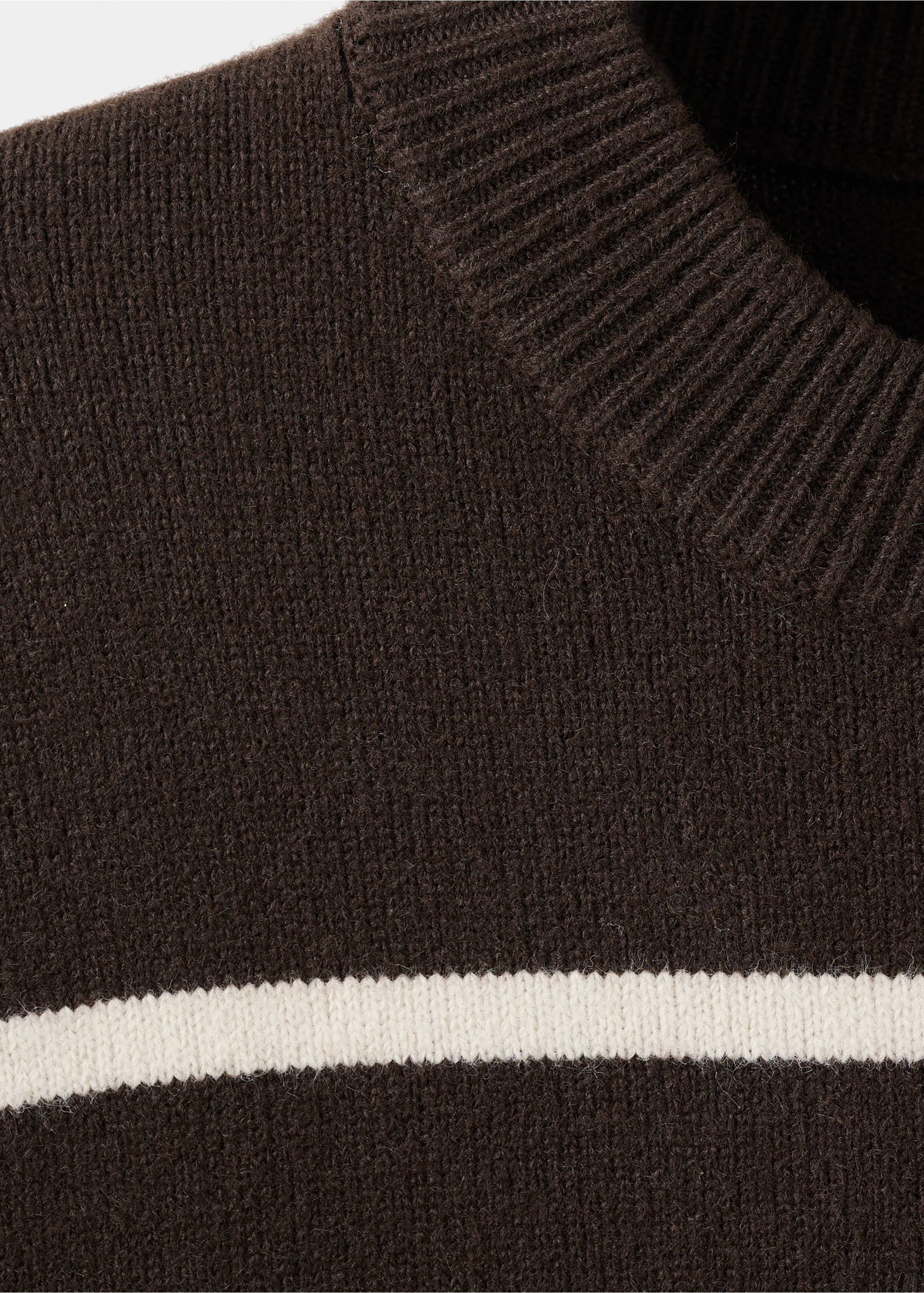 Pull-over en maille à rayures - Détail de l'article 8, Chocolat. Ref: 17007789-00.