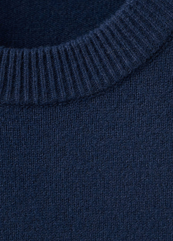 Round-neck knitted sweater — Dark Navy