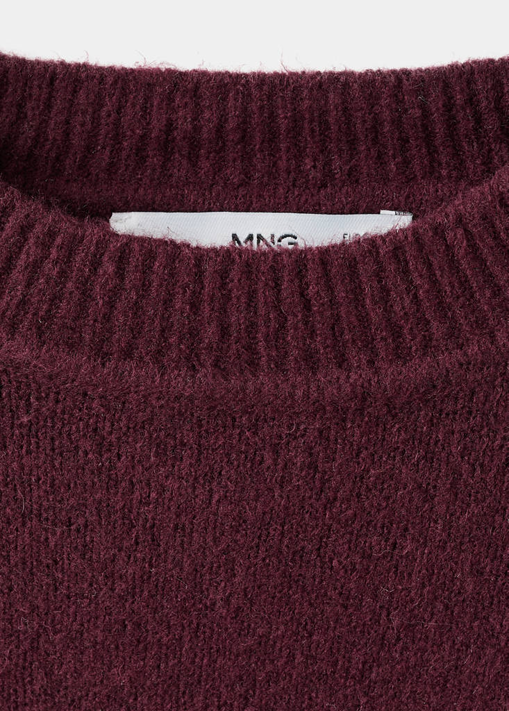 Medium-knit sweater — Maroon