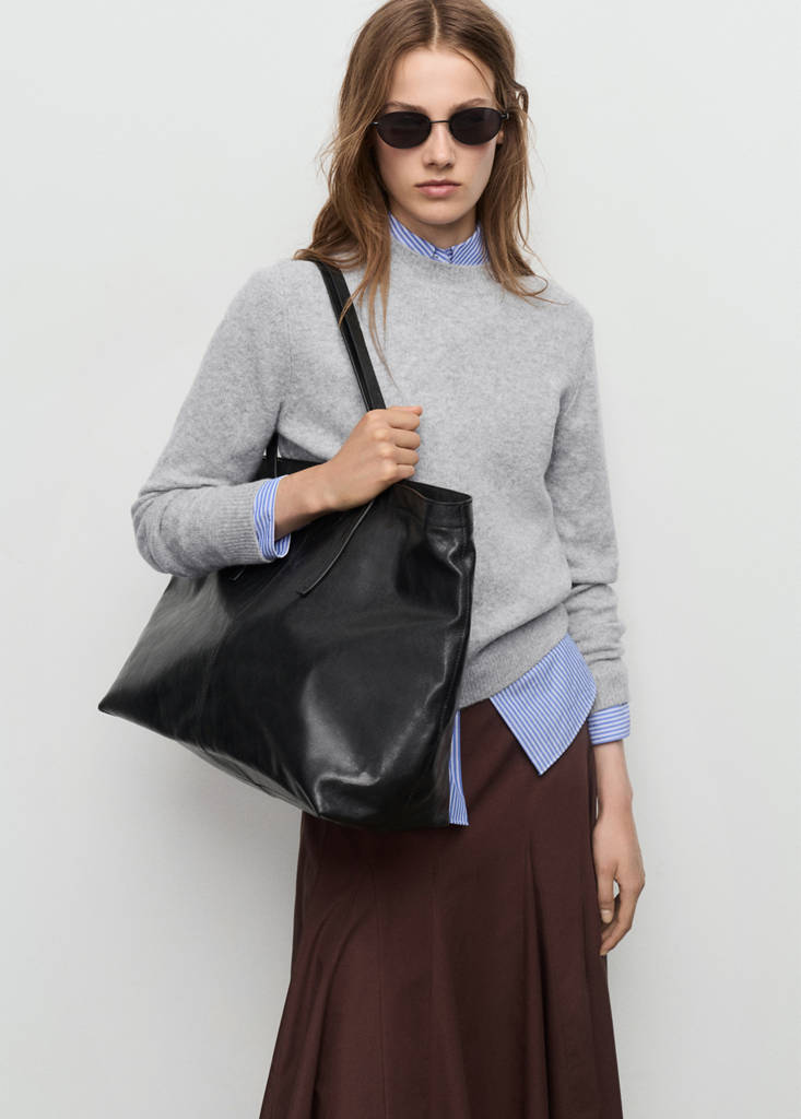 Medium-knit sweater — Grey
