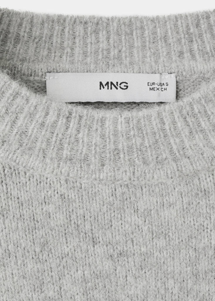 Medium-knit sweater — Grey