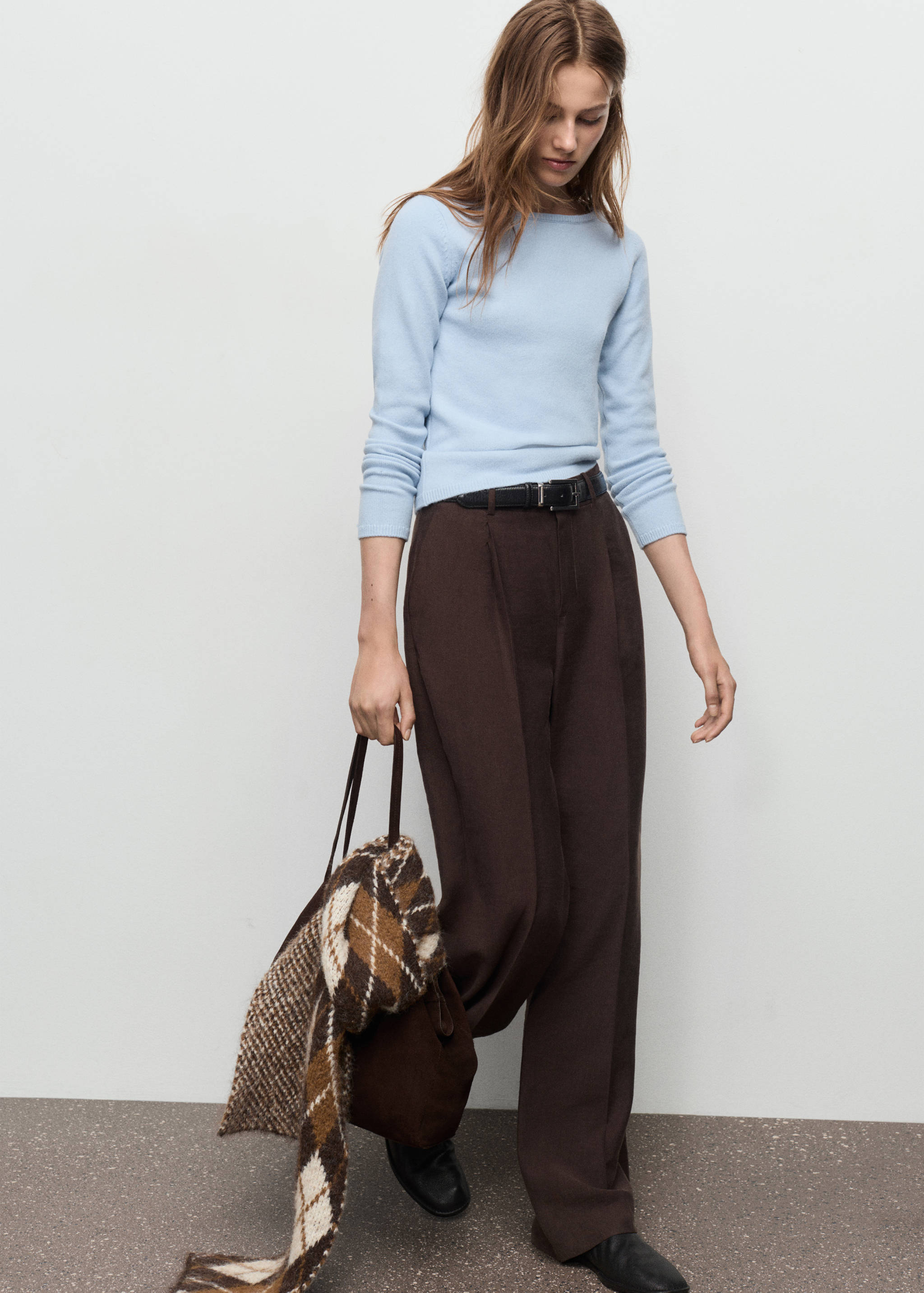 Boat neck sweater - General plane