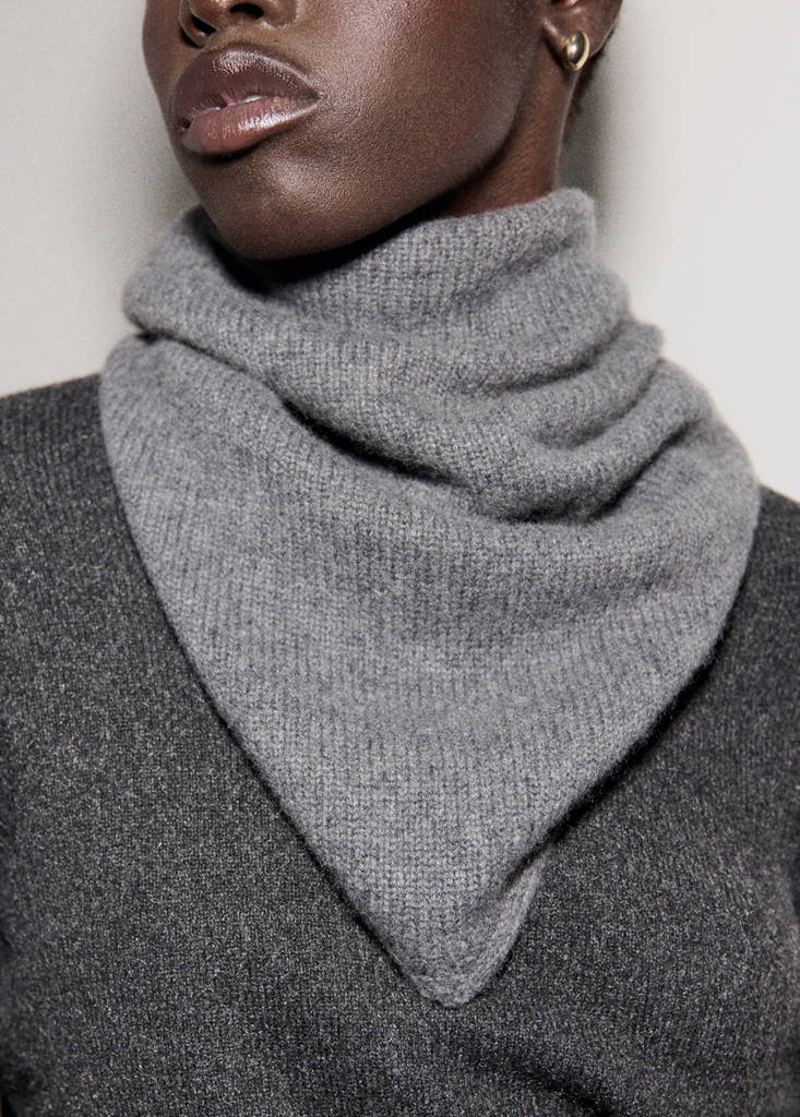 Ribbed turtleneck sweater — Charcoal