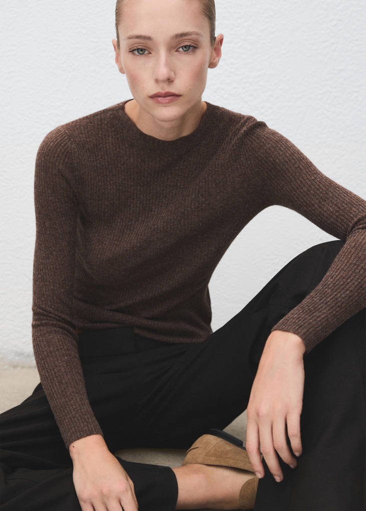 Ribbed sweater with perkins neck — Chocolate