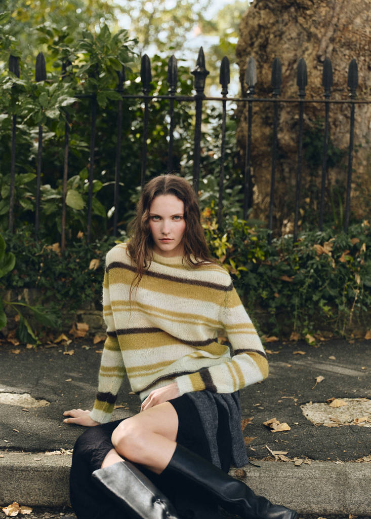 Semi-transparent alpaca sweater — Olive Green