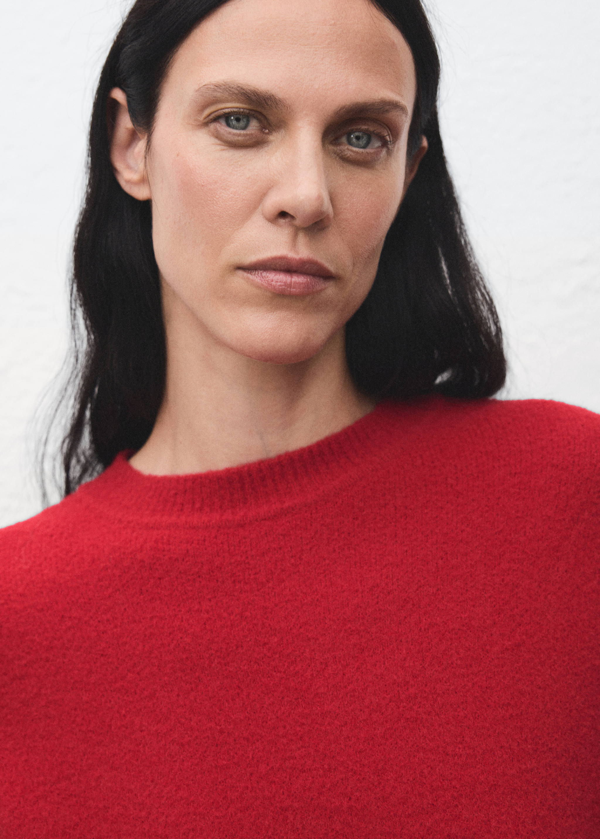 Round-neck knitted sweater - Details of the article 1