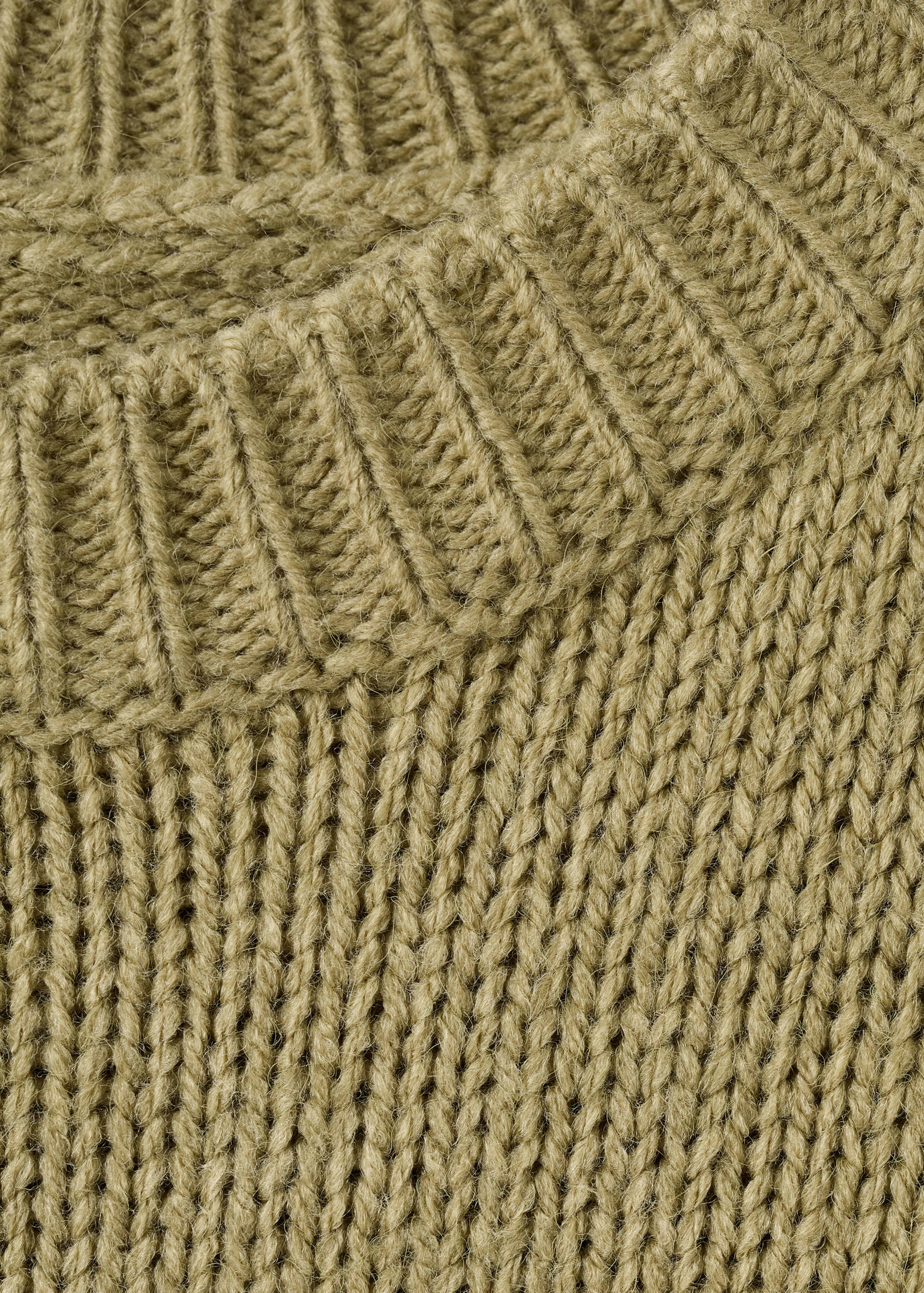 Oversized chunky-knit sweater - Details of the article 8