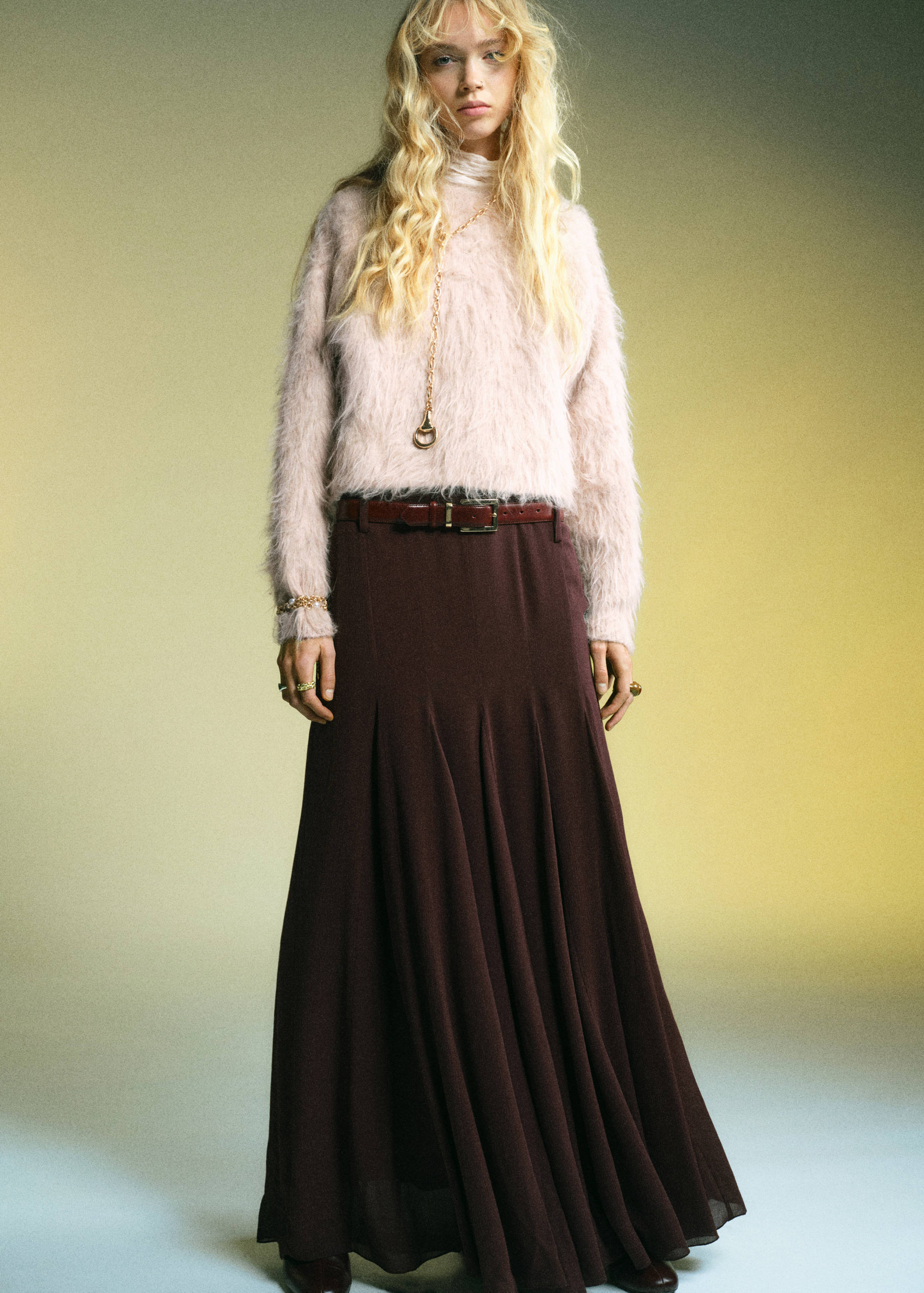 Pull en fausse fourrure - Plan général