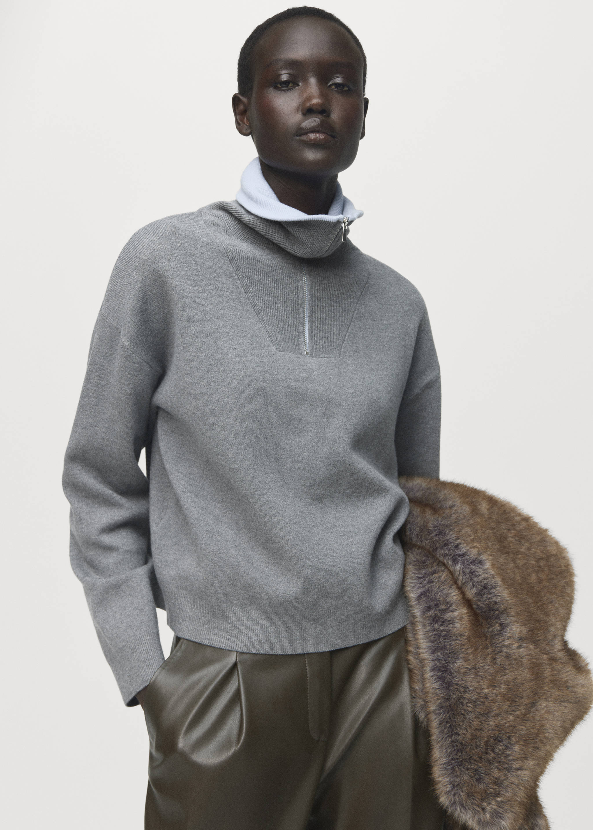 Pull col roulé zippé - Plan moyen