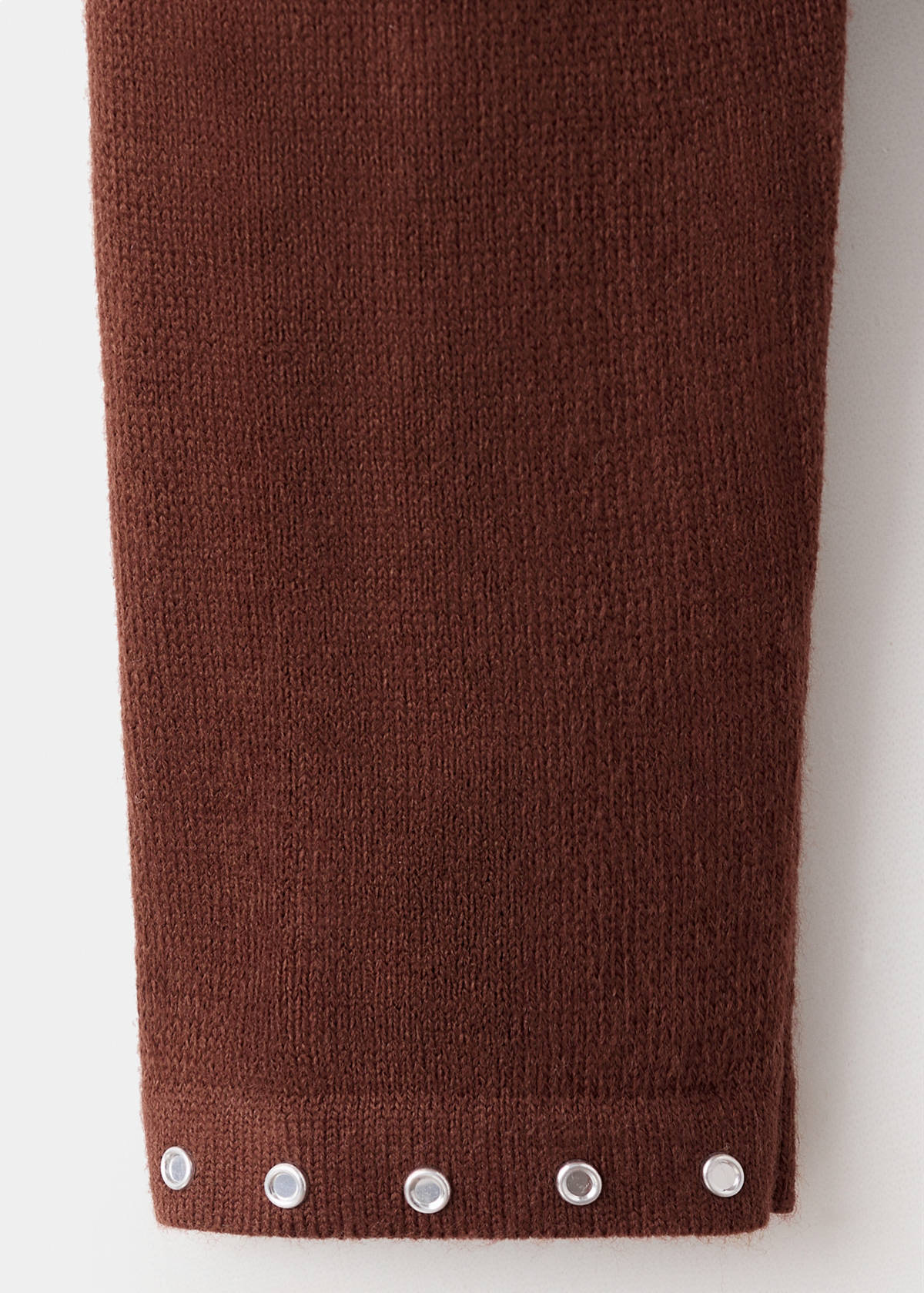 Studded knitted sweater — Brown
