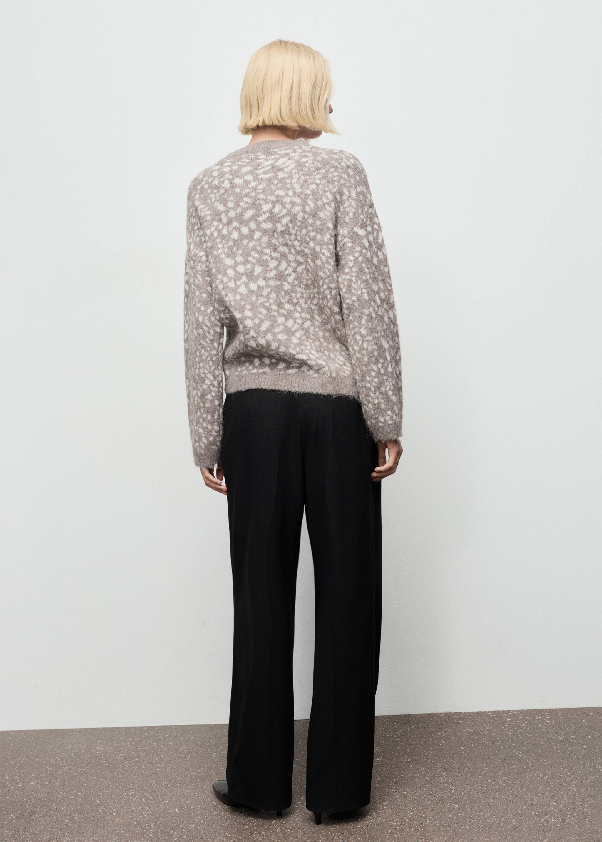 Animal print sweater - Reverse of the article