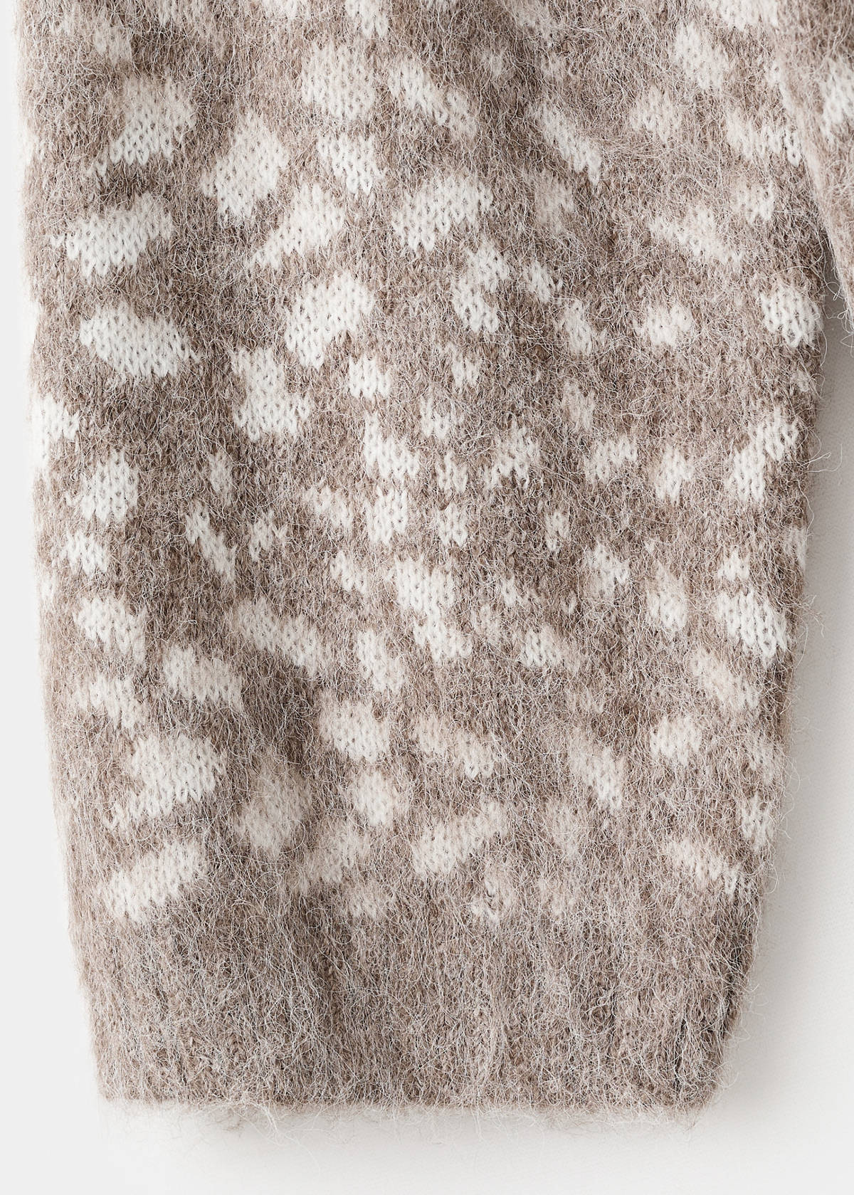 Animal print sweater — Beige