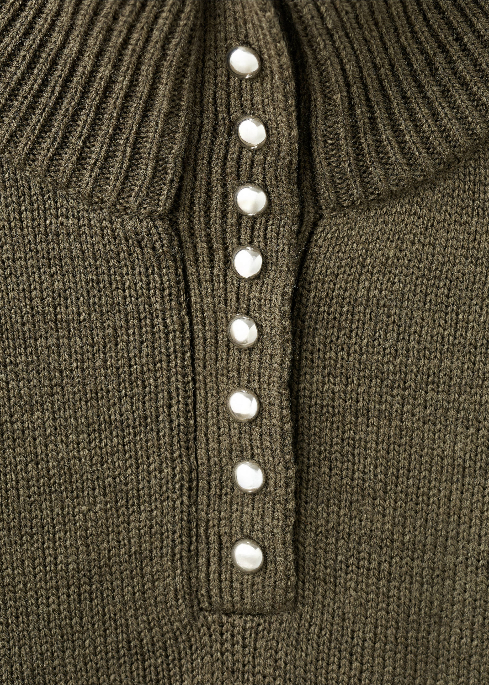 Perkins-neck sweater with button - Details of the article 8, Khaki. Ref: 17007844-00.