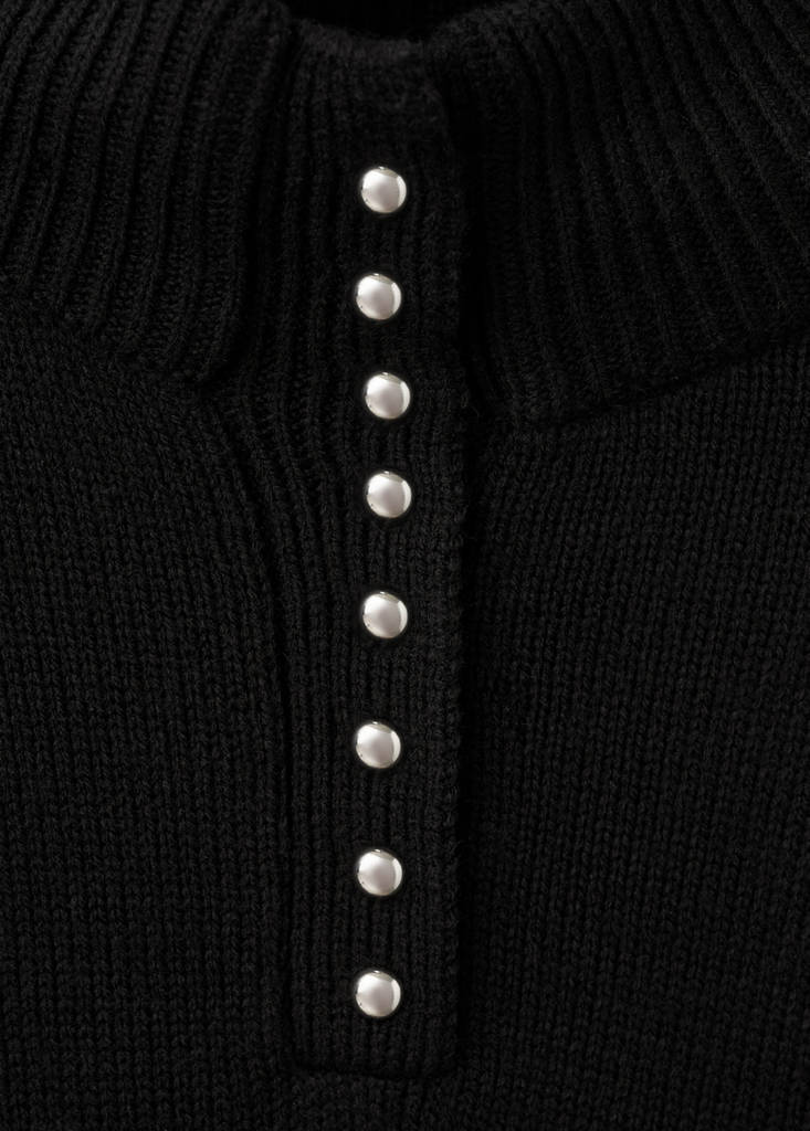 Perkins-neck sweater with button — Black