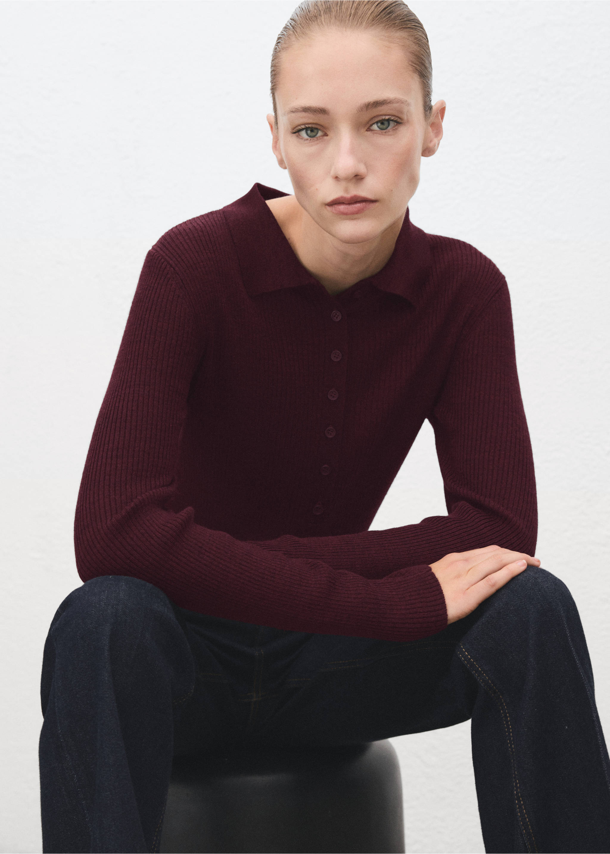 Polo-neck ribbed sweater - Details of the article 1, Wine. Ref: 17007848-00.