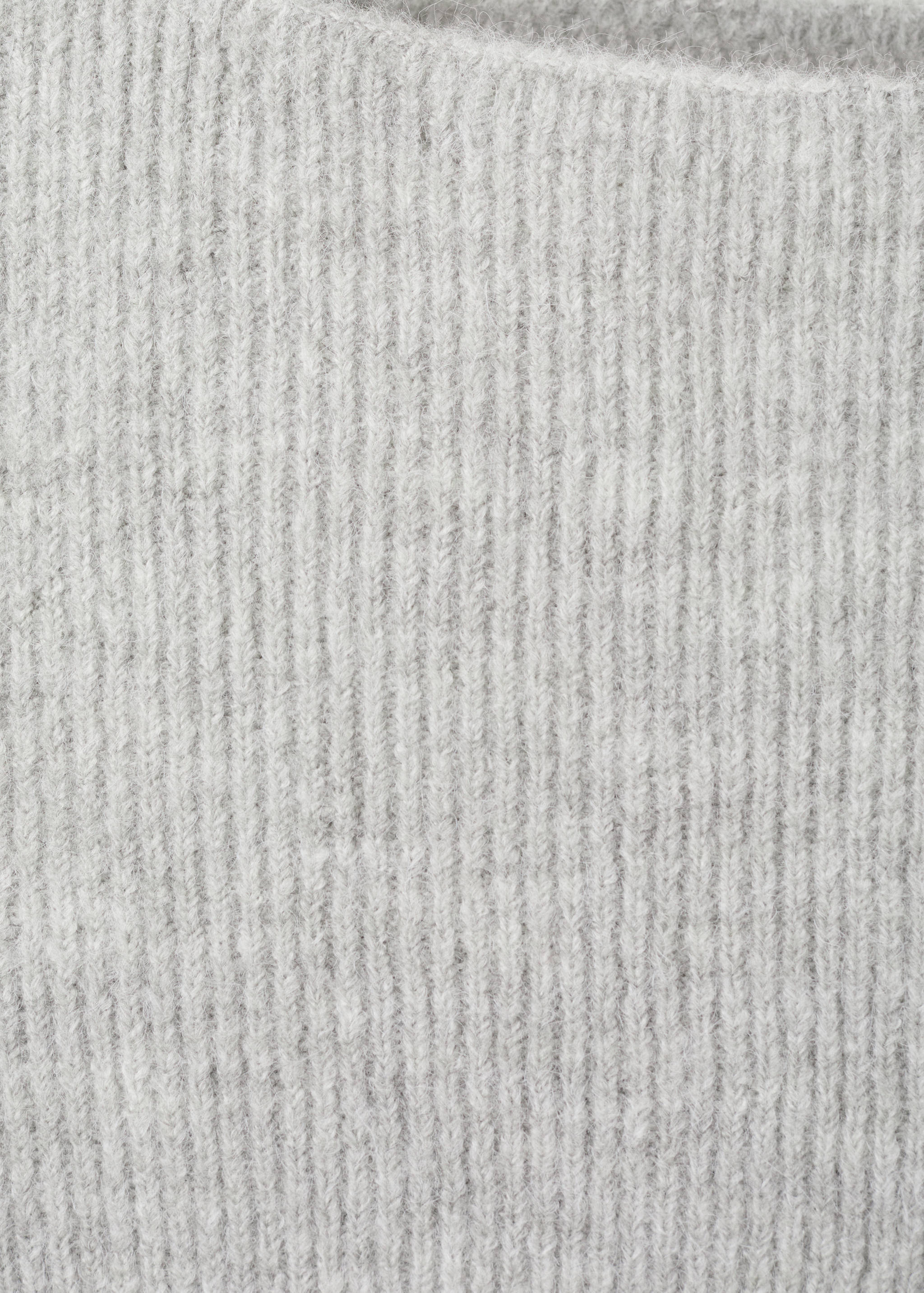 Knitted ribbed sweater - Details of the article 8