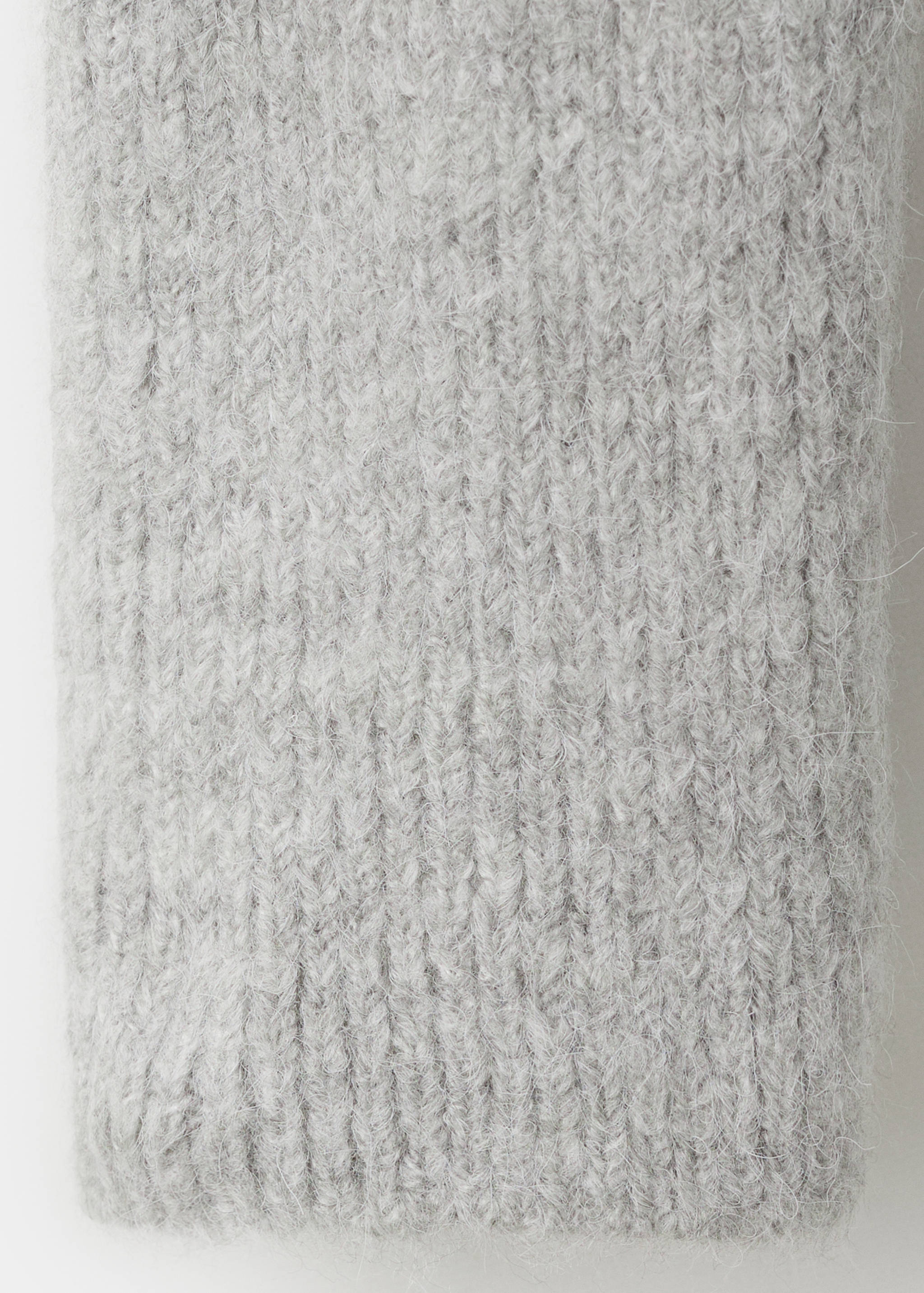 Knitted ribbed sweater - Details of the article 0