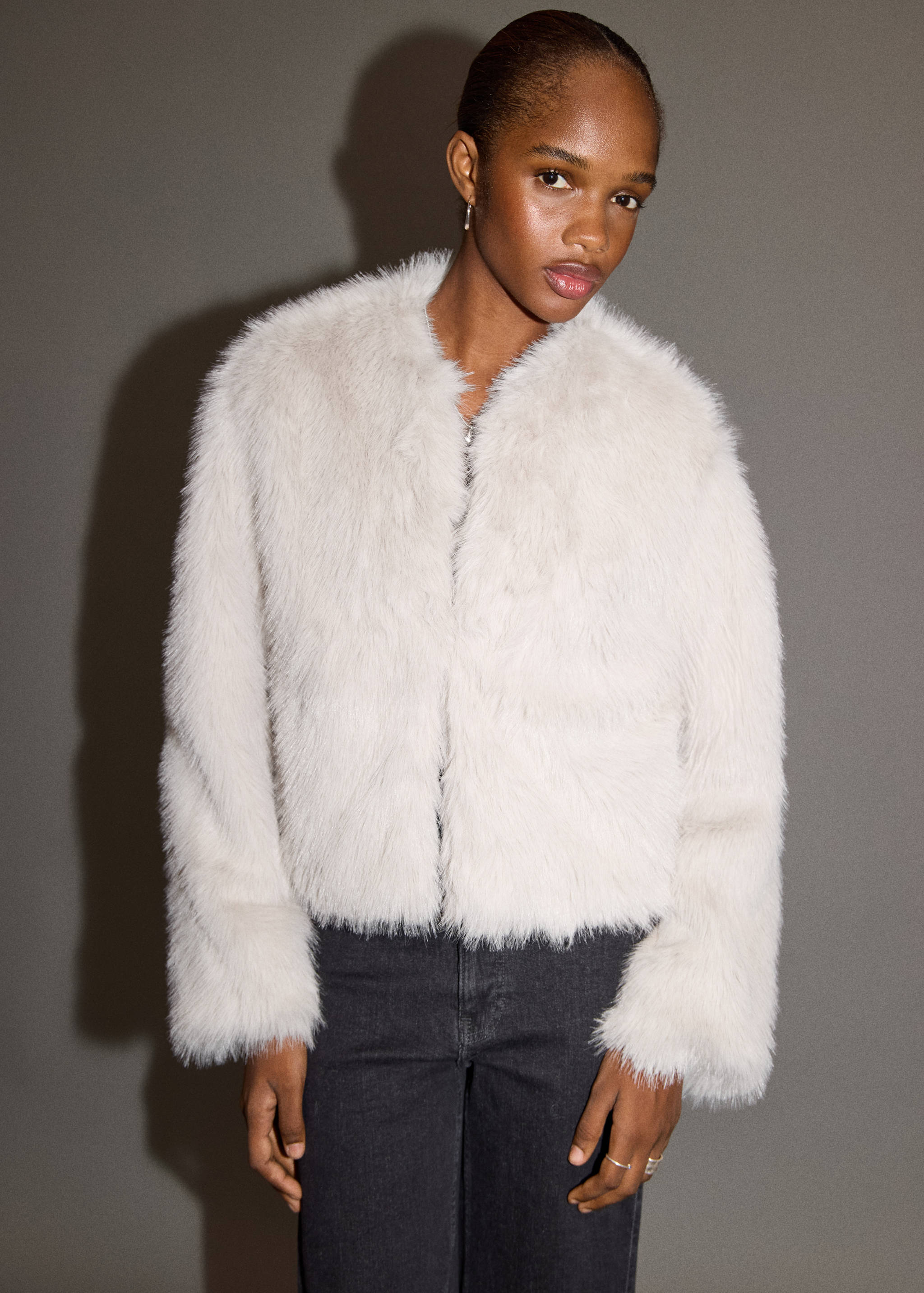 Fur-effect coat - Medium plane