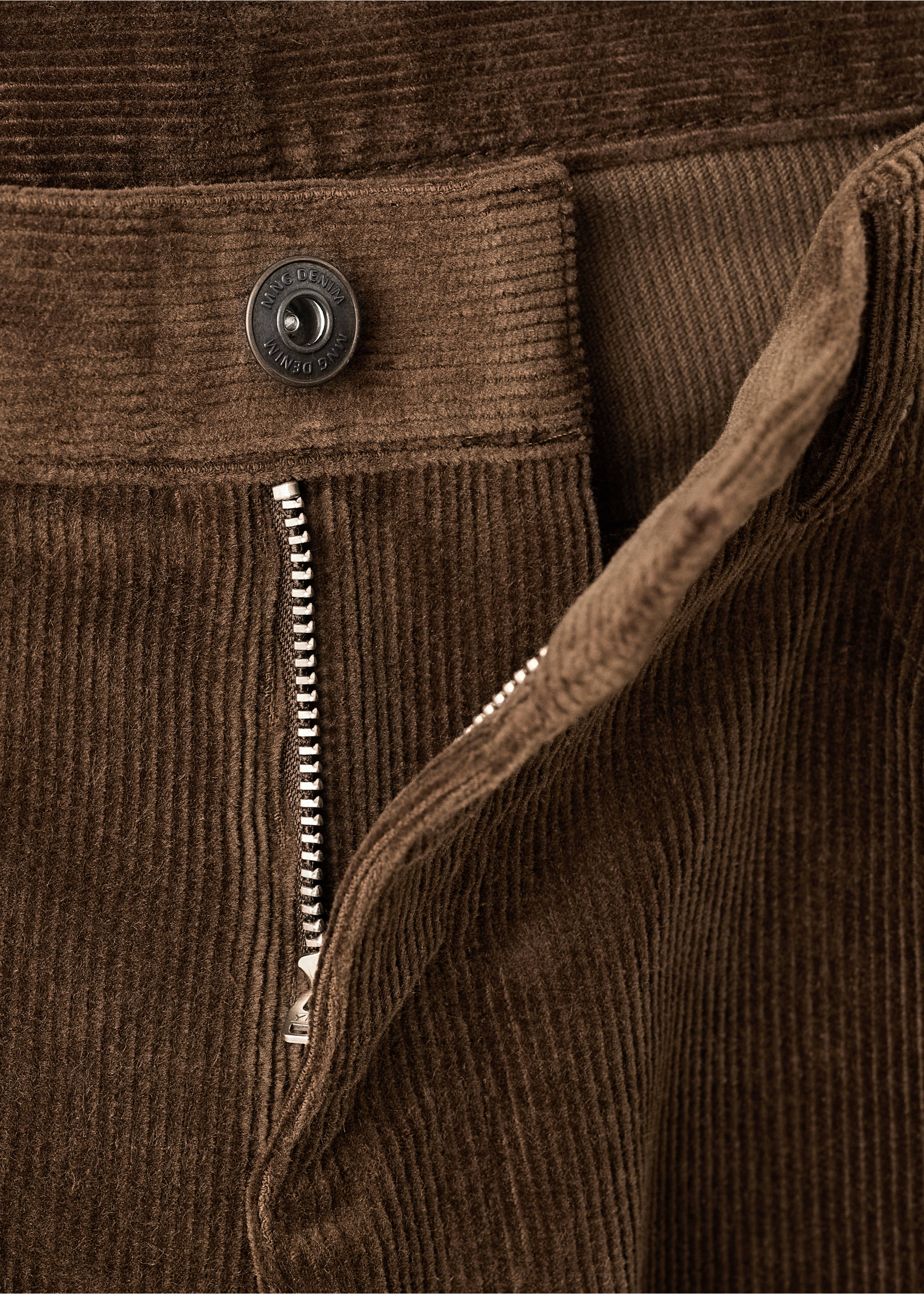 Pantalón pana regular fit - Detalle del artículo 8, Chocolate. Ref: 17007889-00.