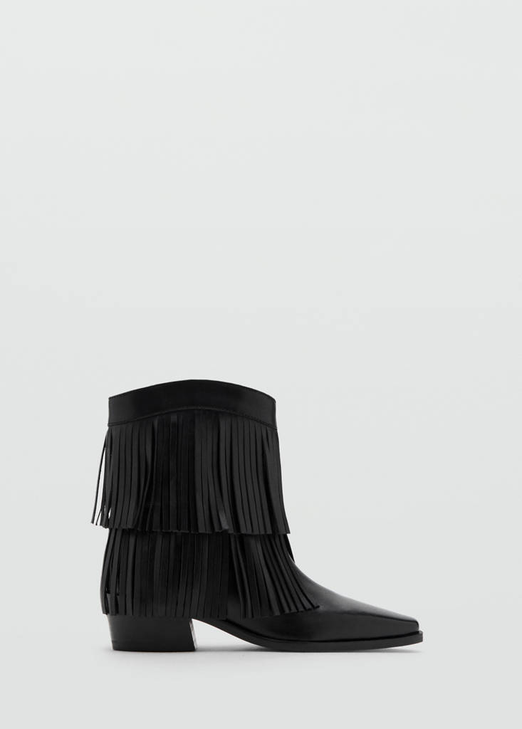 Leather ankle boot with fringe heel — Black