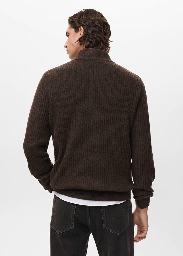 Ribbed sweater with zip neck — Brown