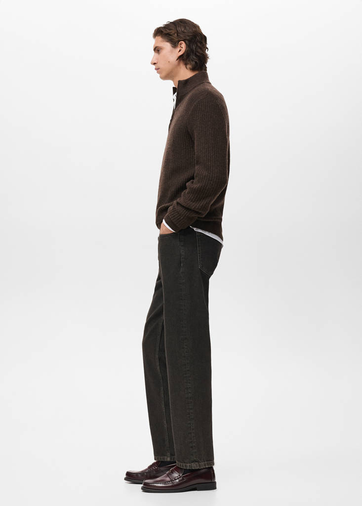 Ribbed sweater with zip neck — Brown