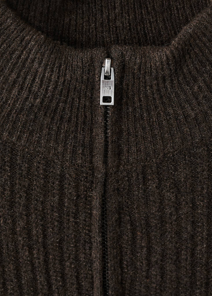 Ribbed sweater with zip neck — Brown