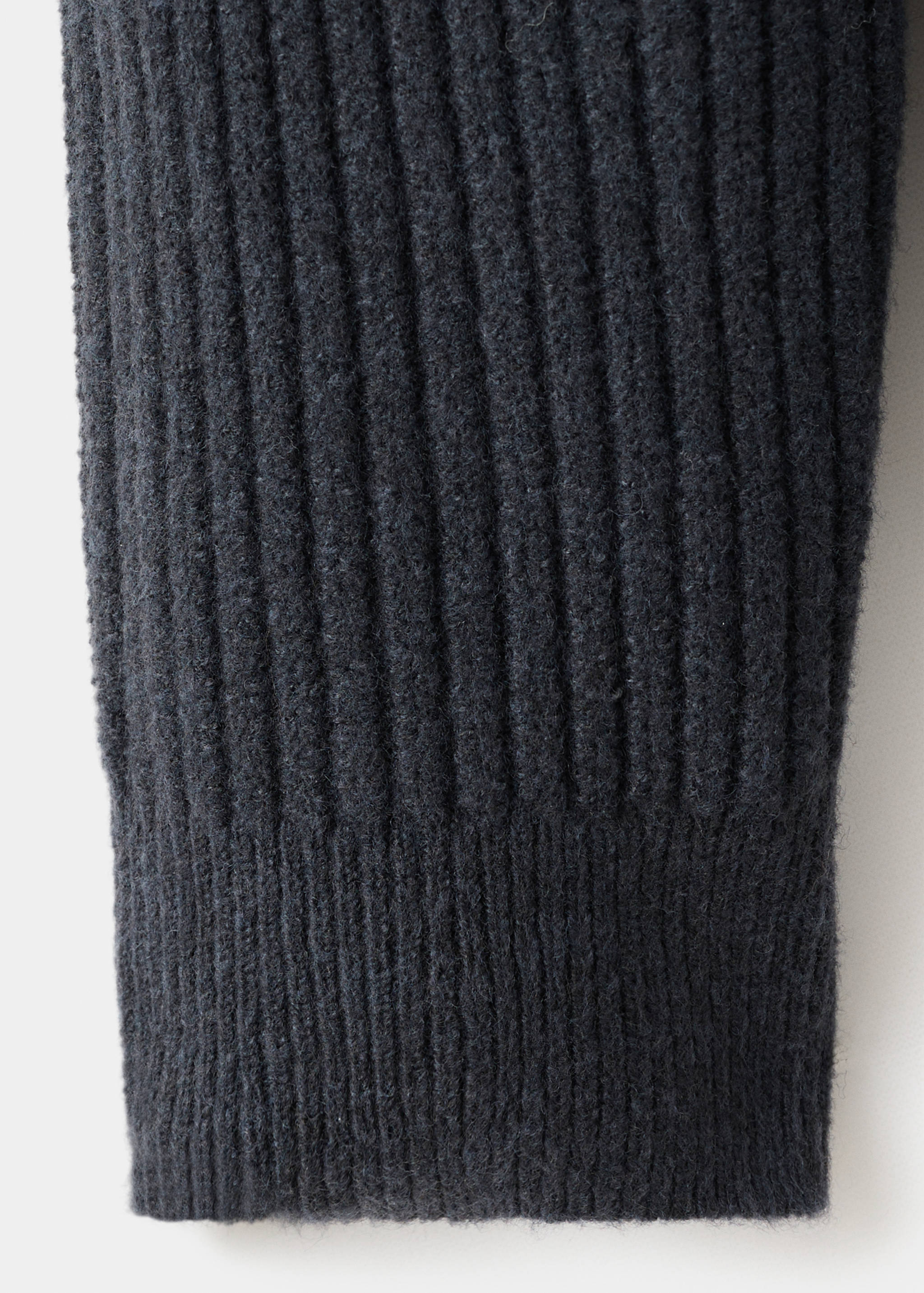 Ribbed sweater with zip neck - Details of the article 0