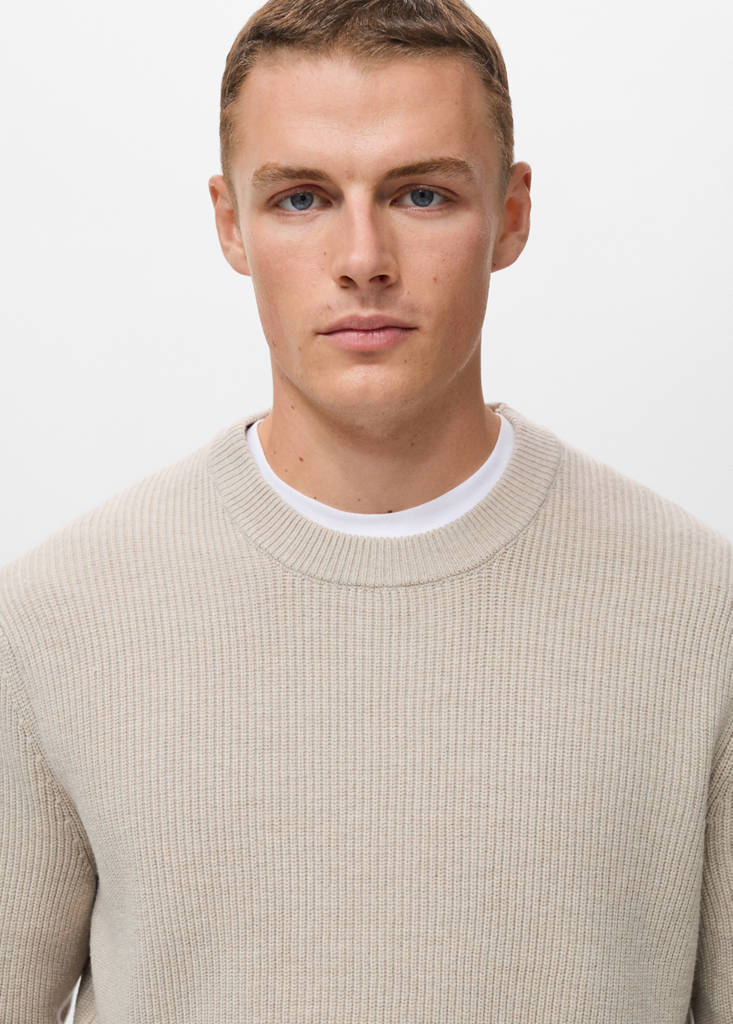 Knitted ribbed sweater — Sand
