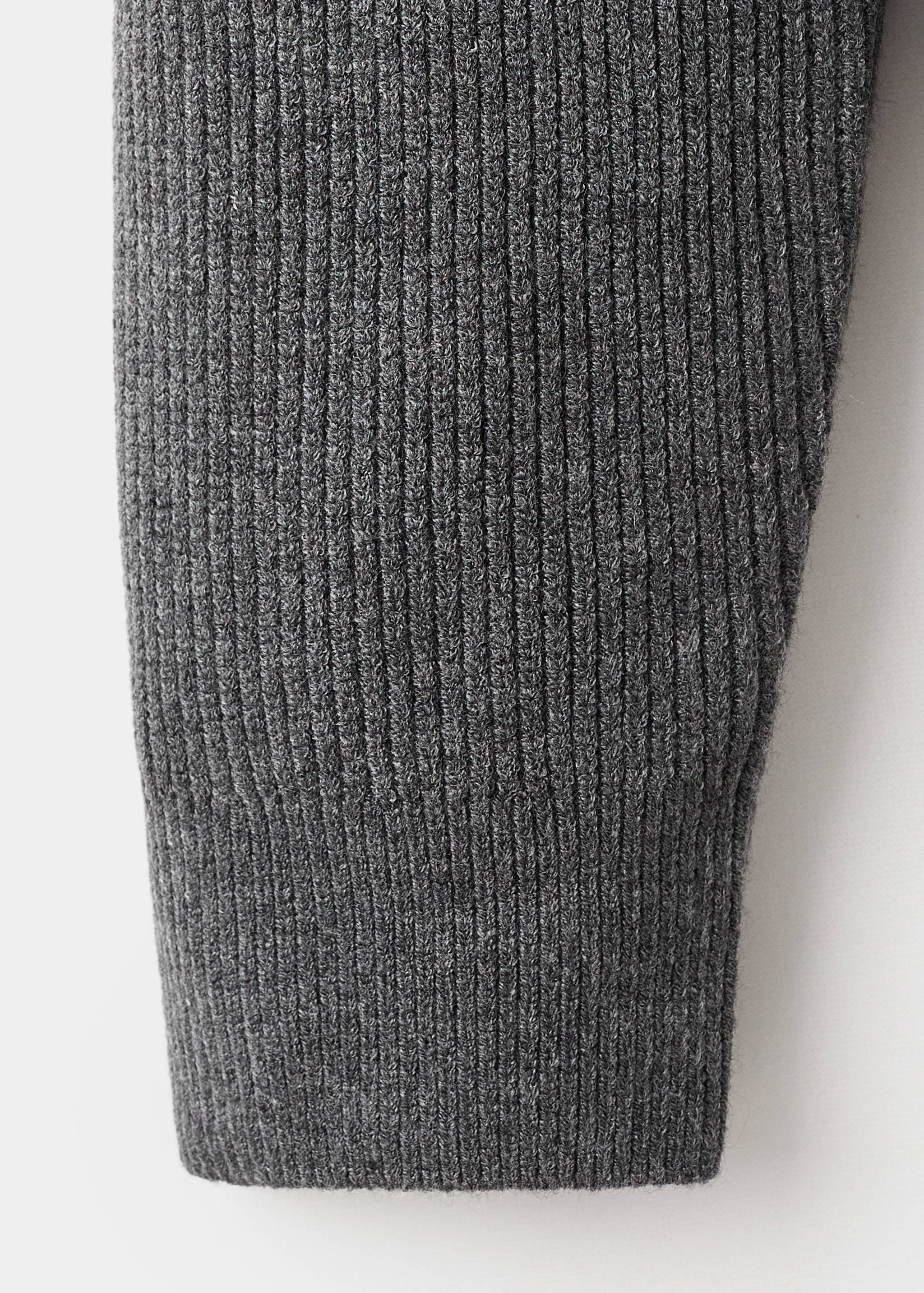Knitted ribbed sweater - Details of the article 8