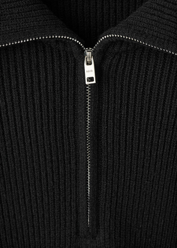 Knitted sweater with zip collar — Black