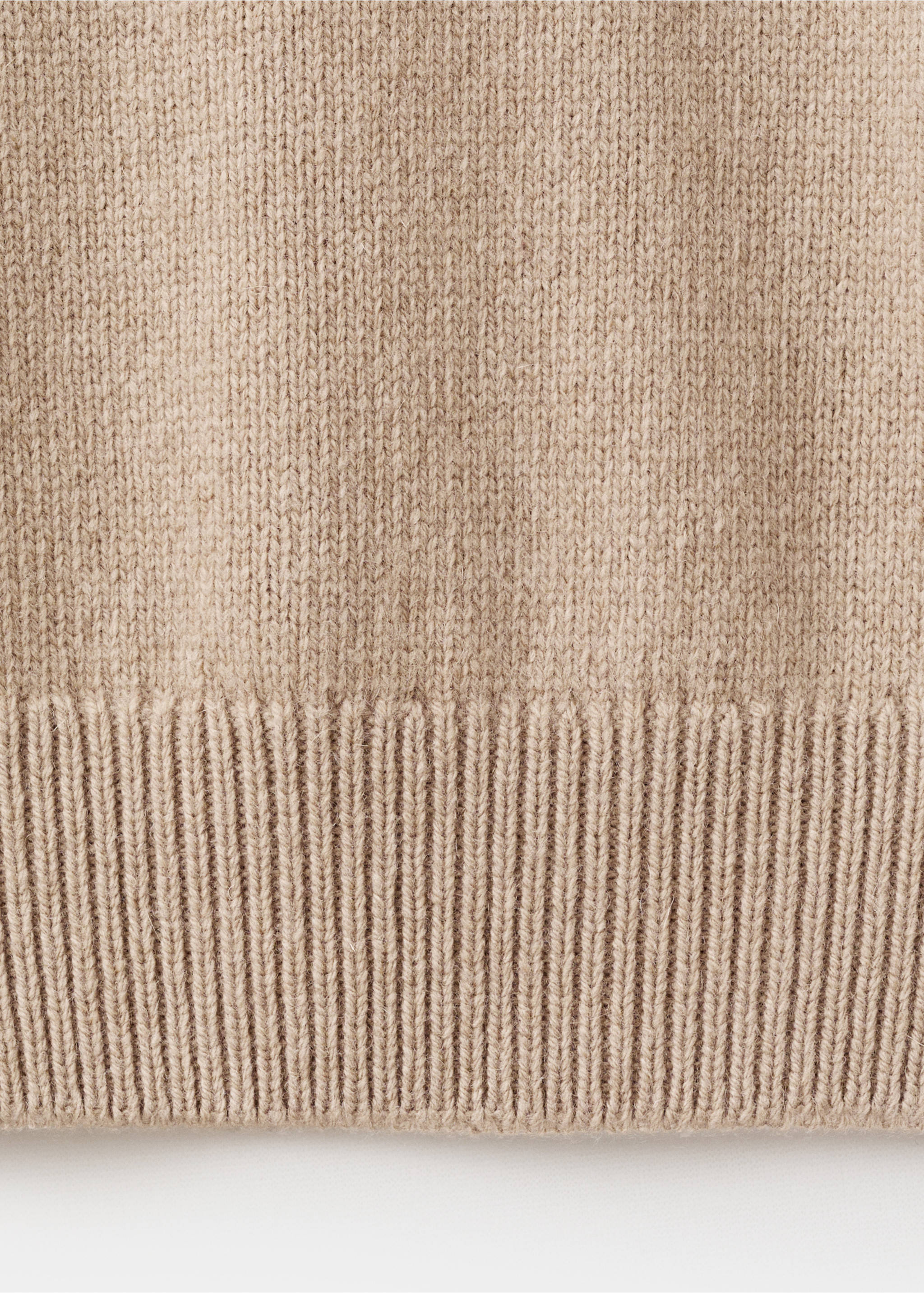 100% Italian wool knitted sweater - Details of the article 0, Medium Brown. Ref: 17007907-00.