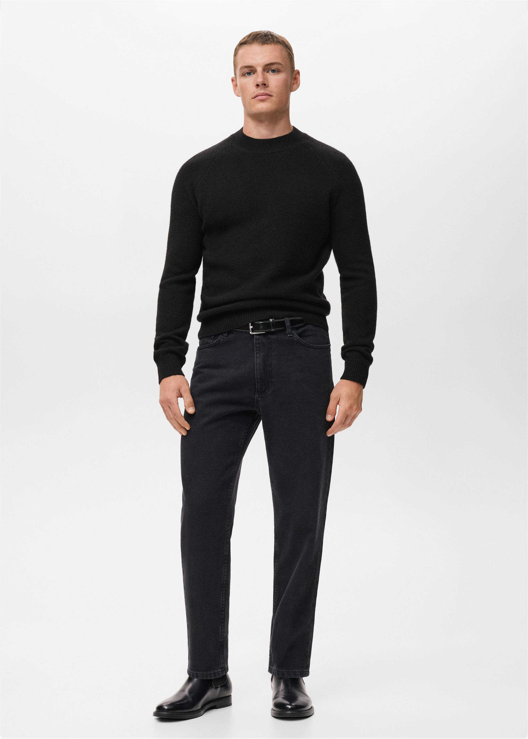 100% Italian wool knitted sweater - General plane, Black. Ref: 17007907-00.