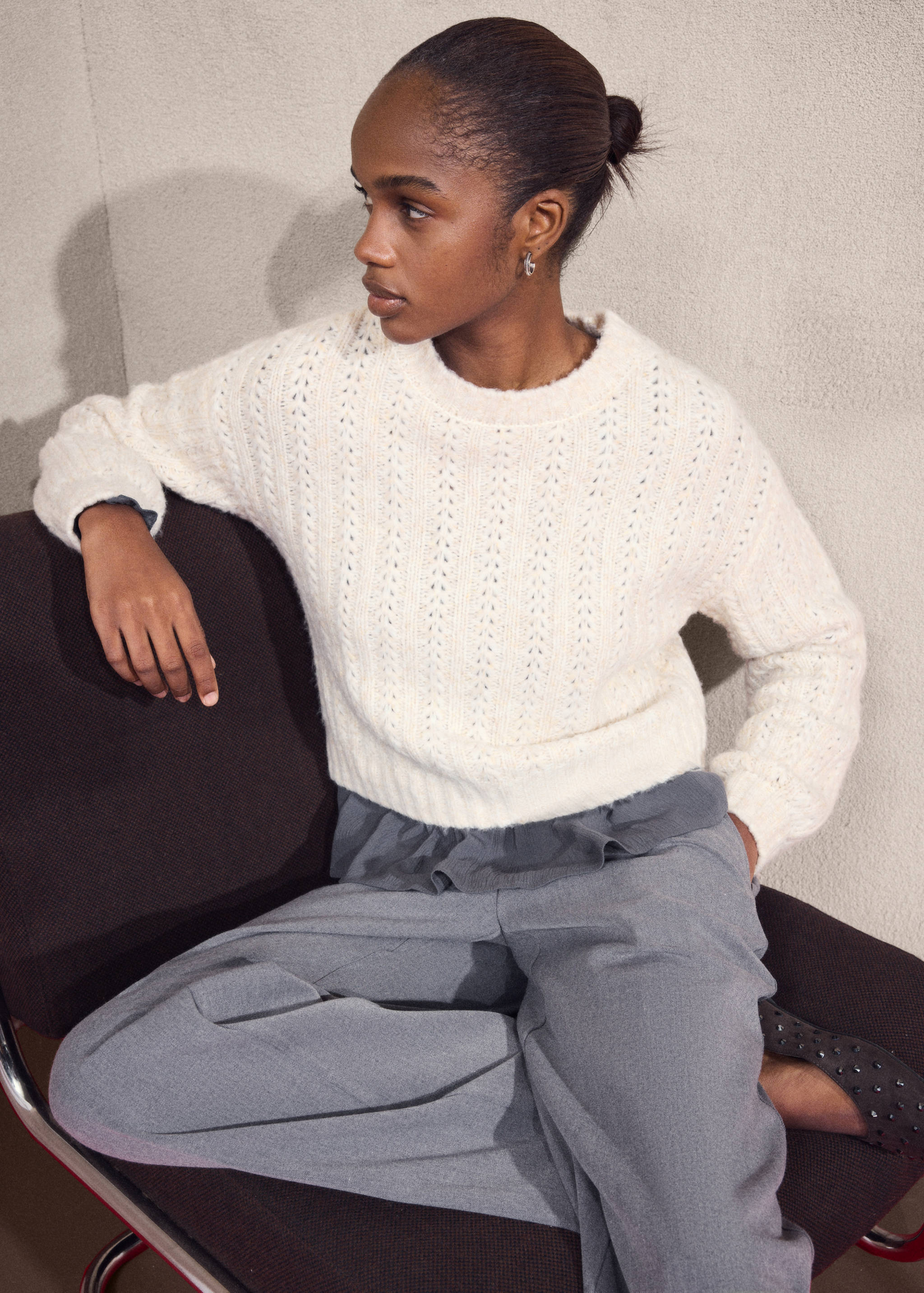 Knitted cropped sweater - Details of the article 6