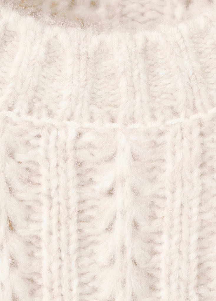Knitted cropped sweater — Ecru