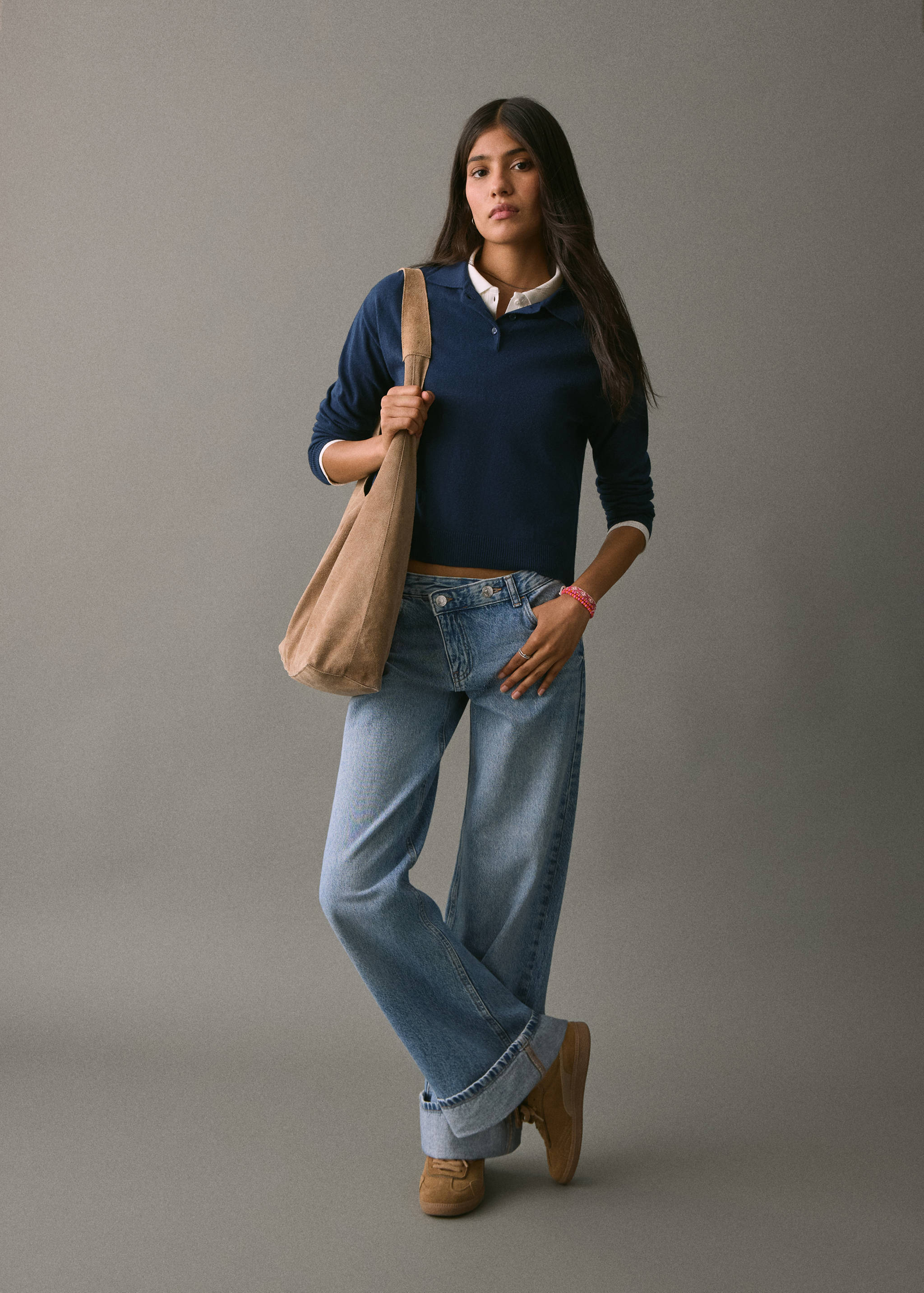 Knitted polo-neck sweater - General plane