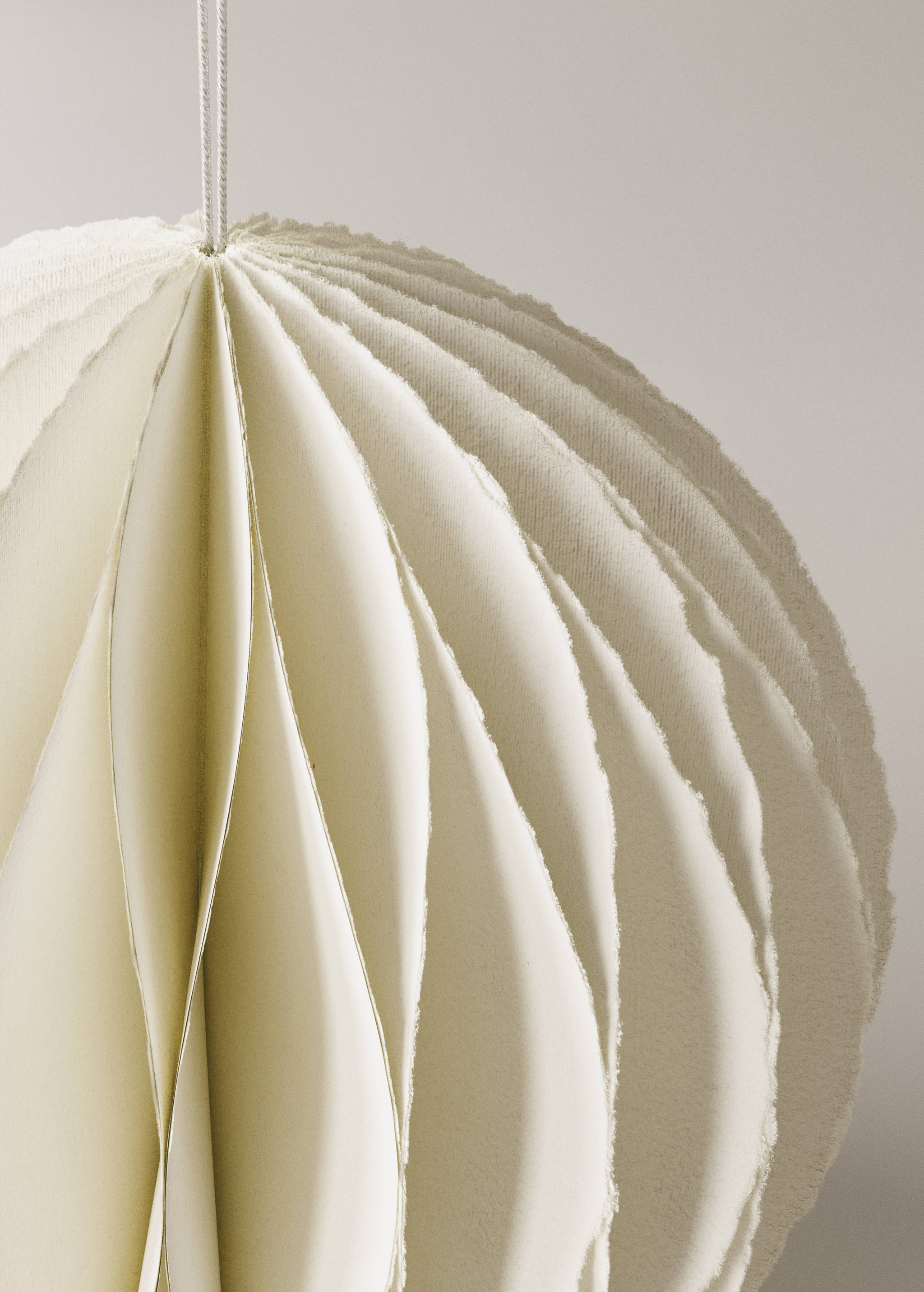 Spherical paper tree decoration - Details of the article 2