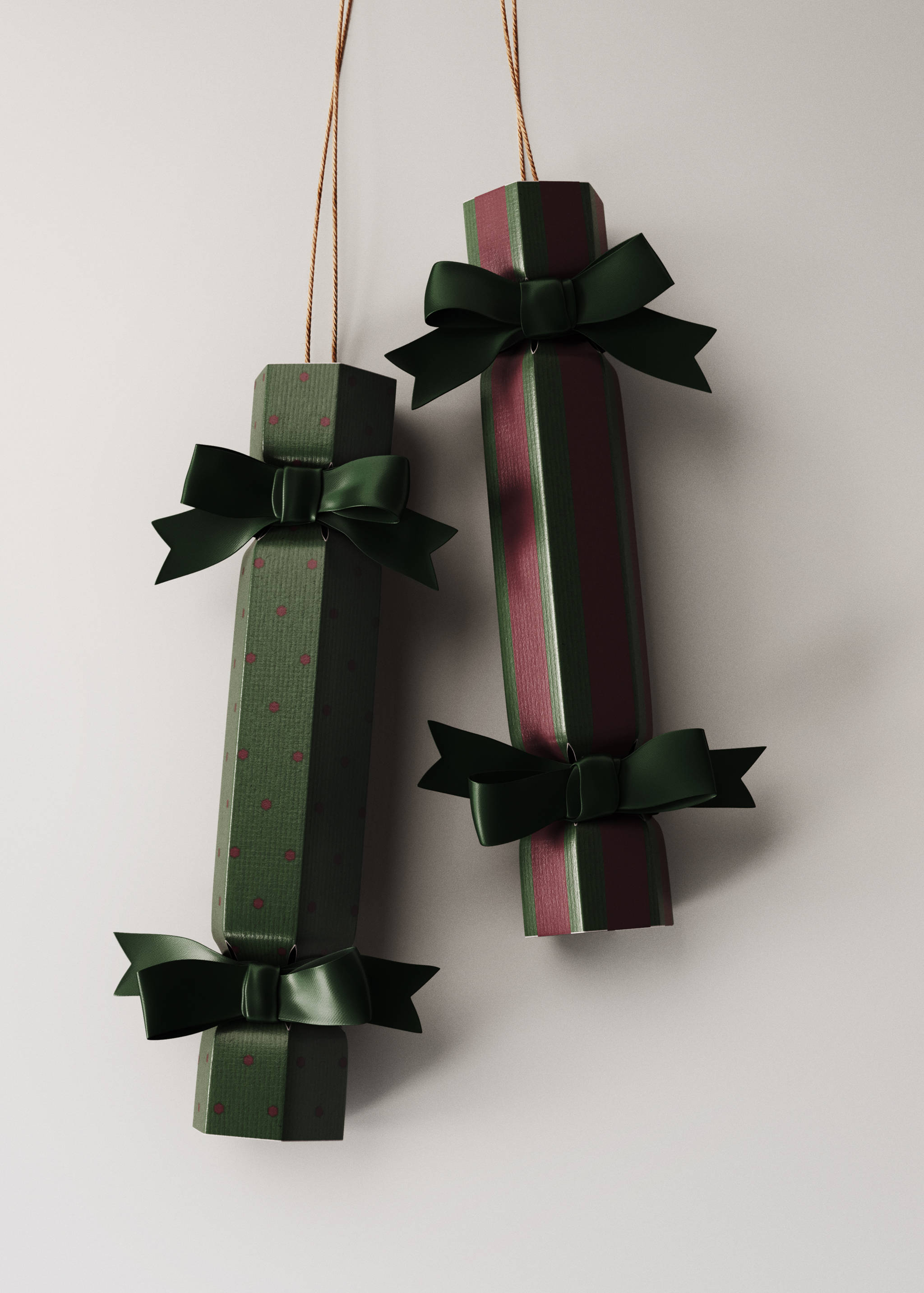 Surprise cracker tree decorations - Details of the article 2