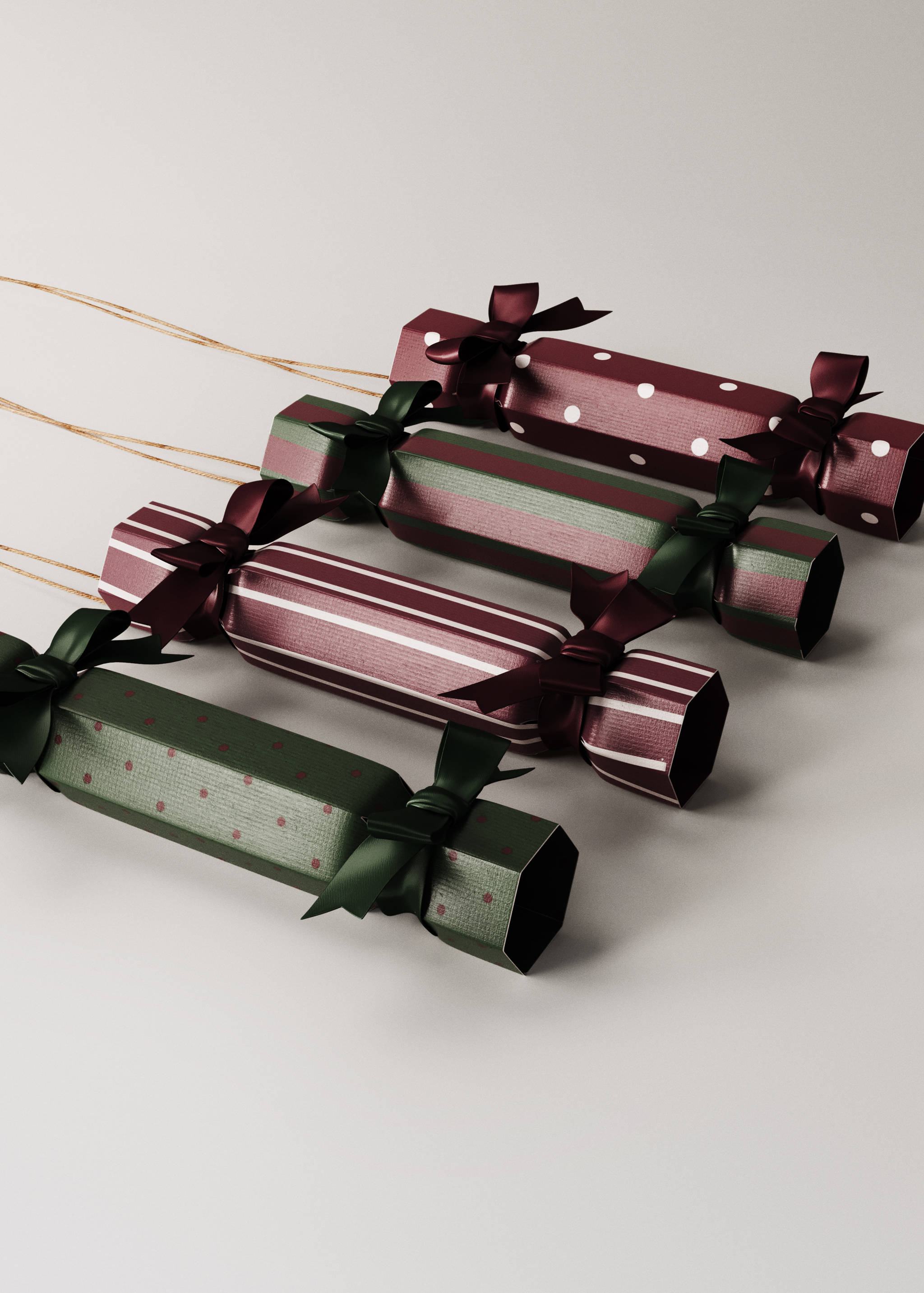 Surprise cracker tree decorations - Details of the article 3