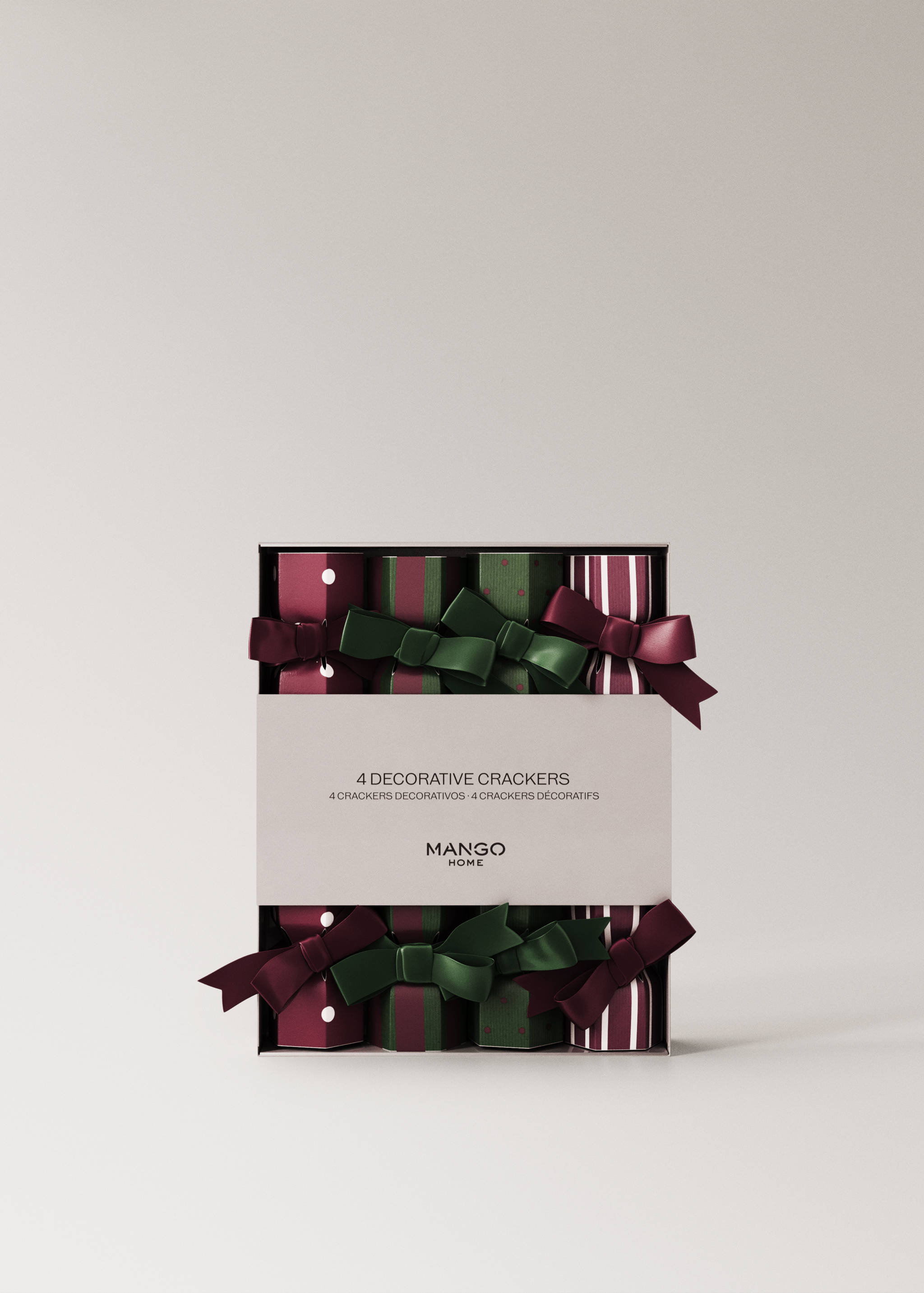 Surprise cracker tree decorations - Details of the article 4