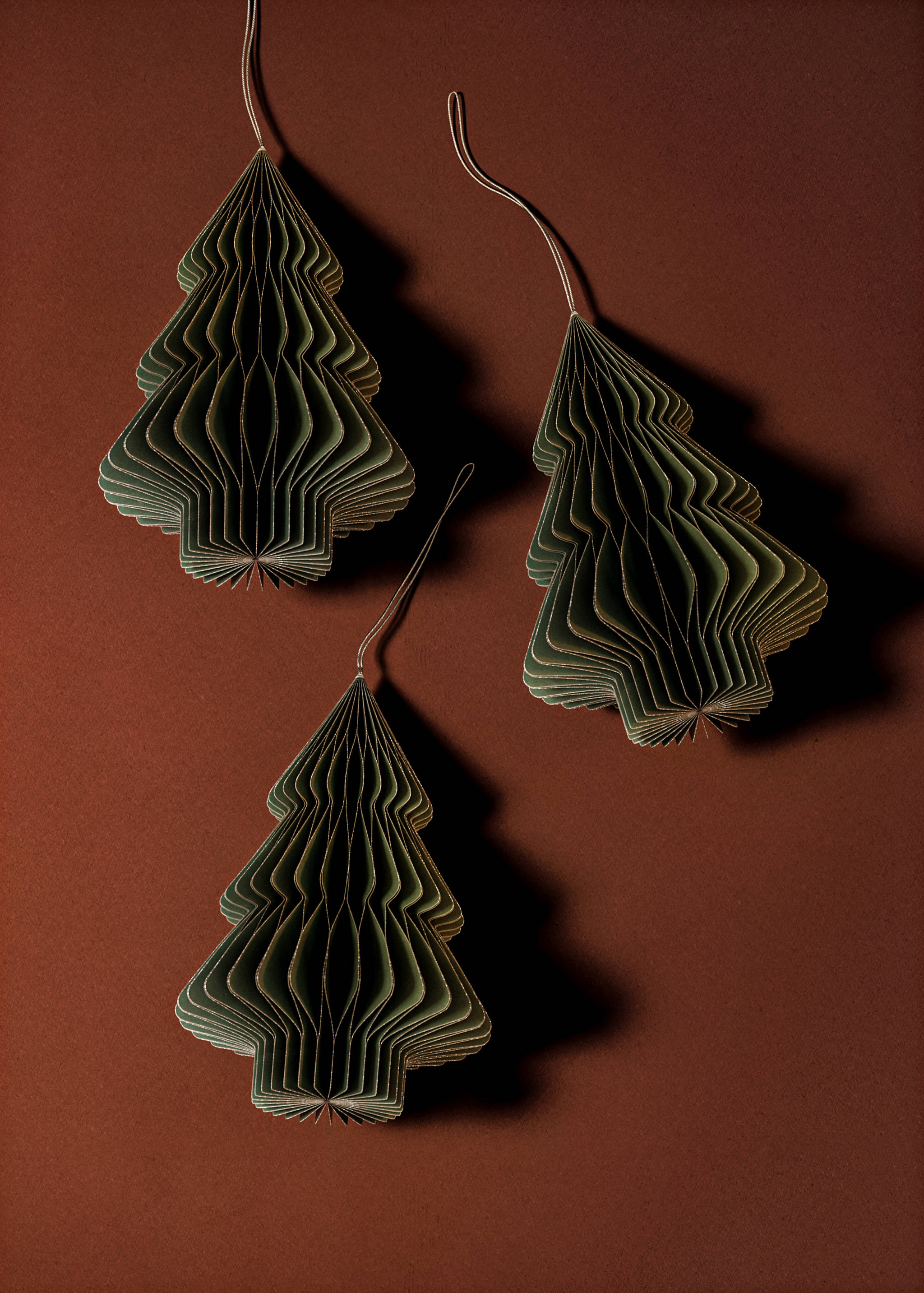 Paper tree decorations - General plane