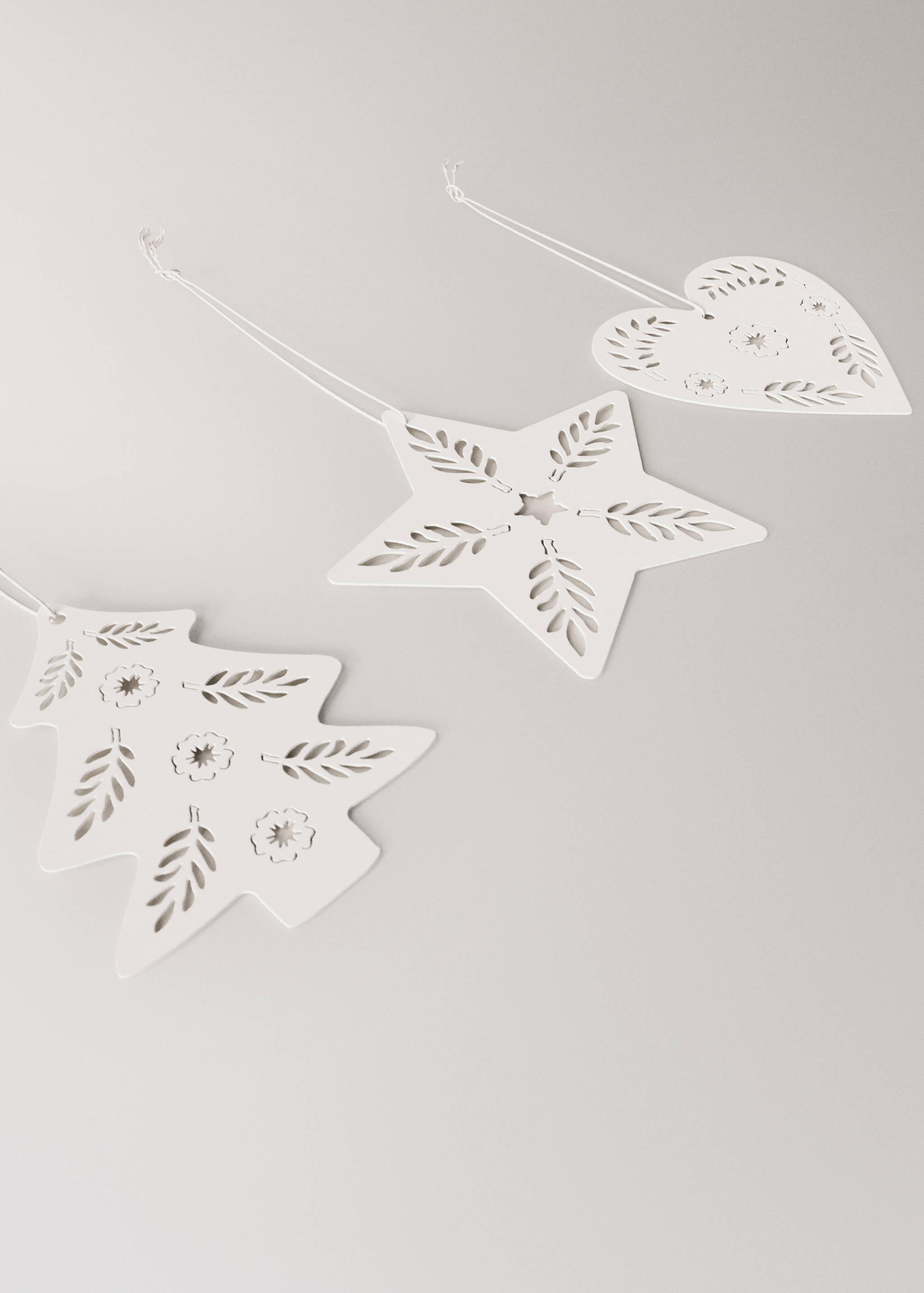 Set of 9 paper tree decorations - Details of the article 1
