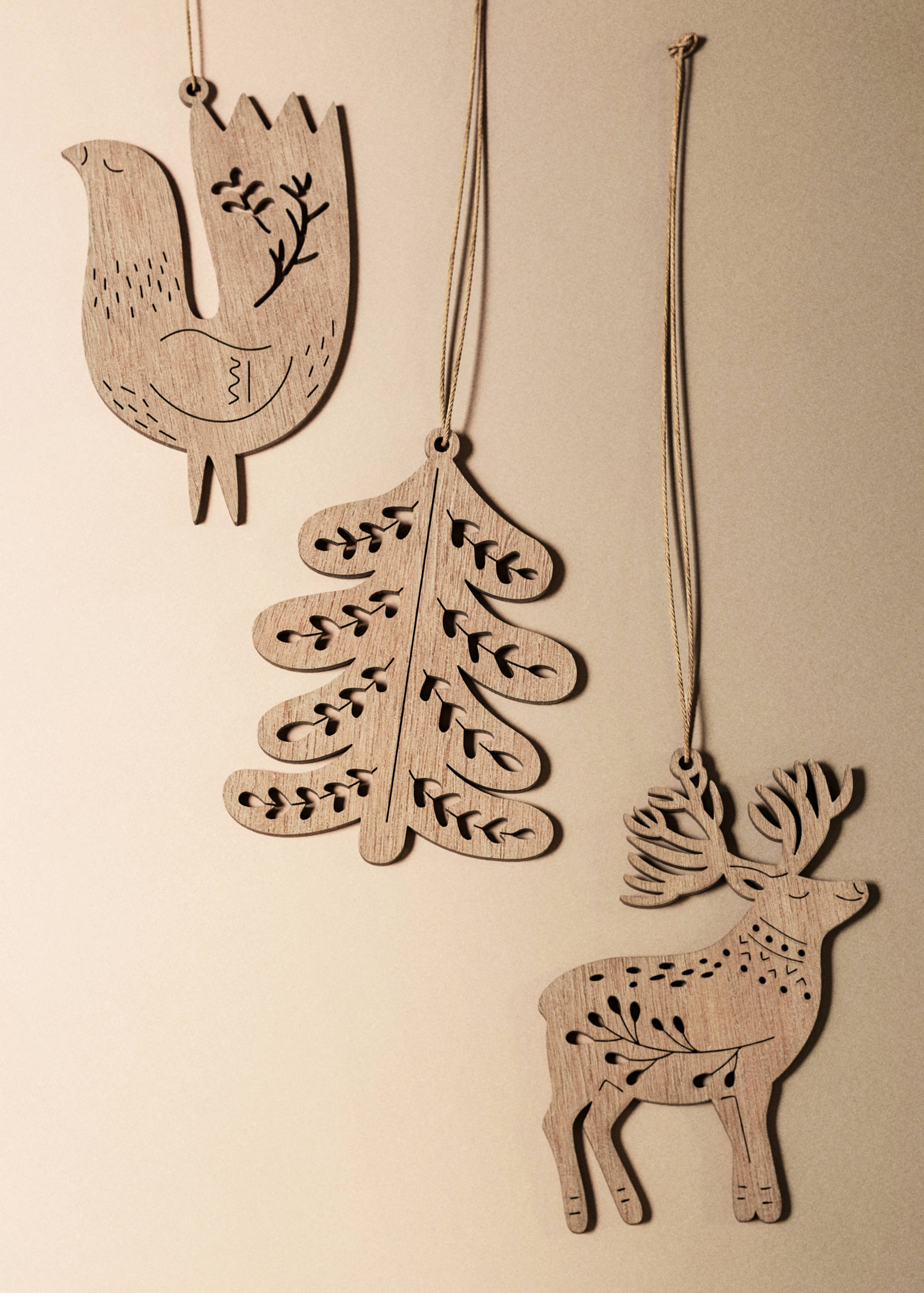 Set of 9 wooden tree decorations - General plane