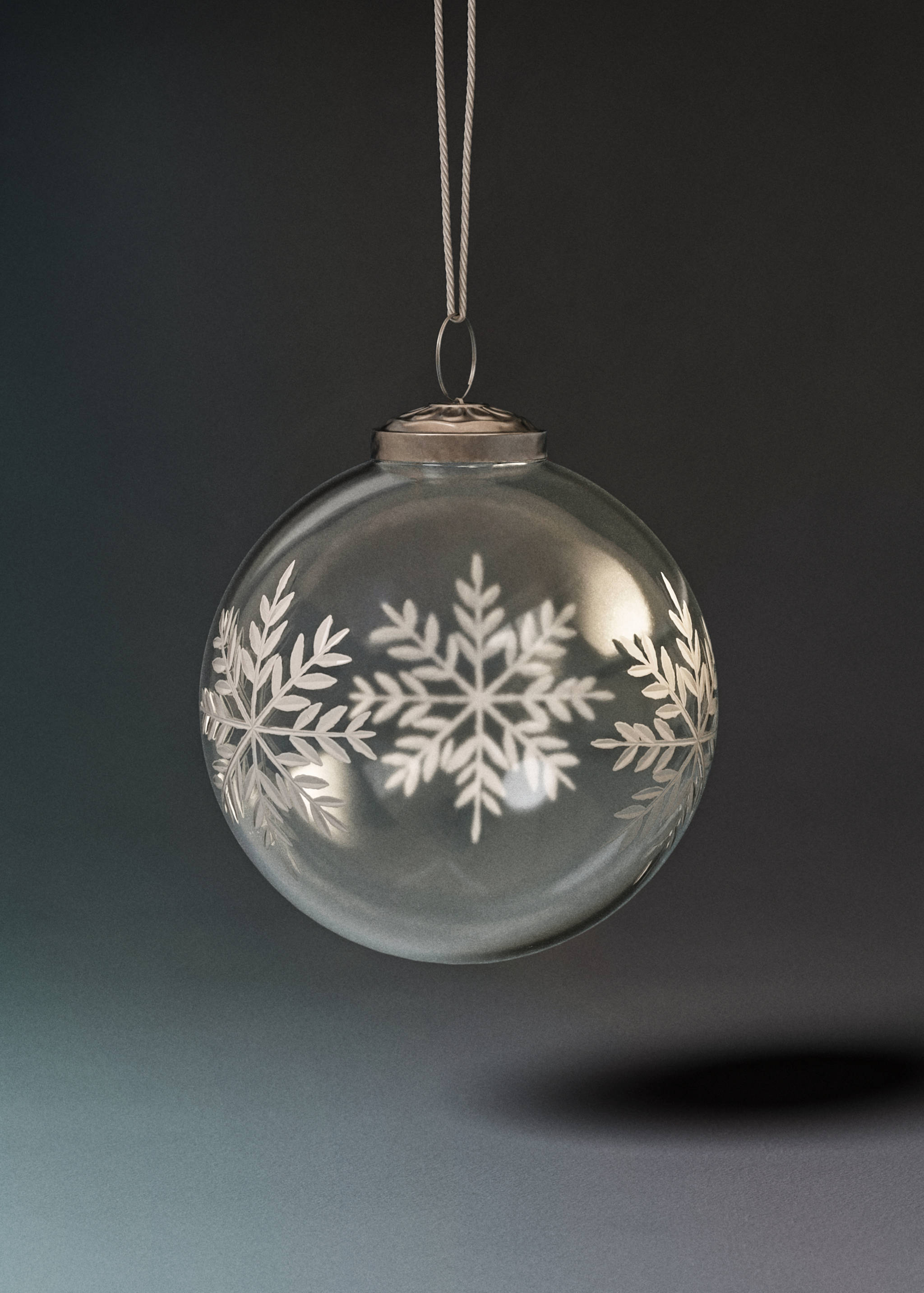 Tree decorations with snowflake detail - General plane